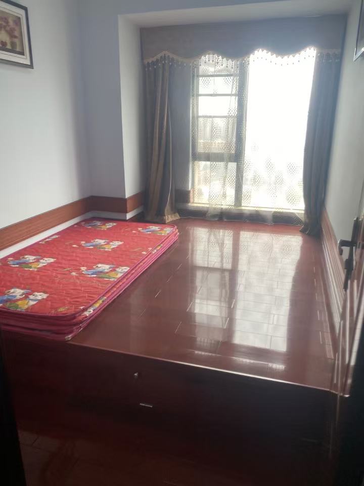 天伦誉海湾  2室2厅1卫    2700.0元/月室内图