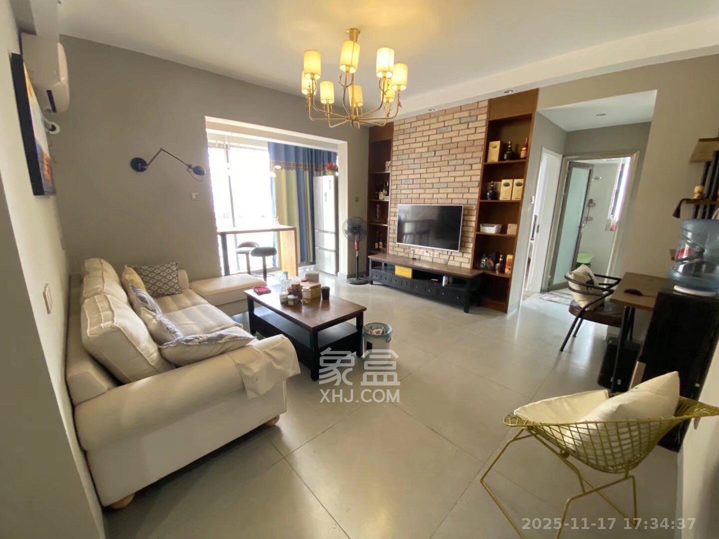 中欣楚天雅郡 1室1厅1卫 1600.0元/月 中欣楚天雅郡 1室1厅1卫 1600.0元/月室内图