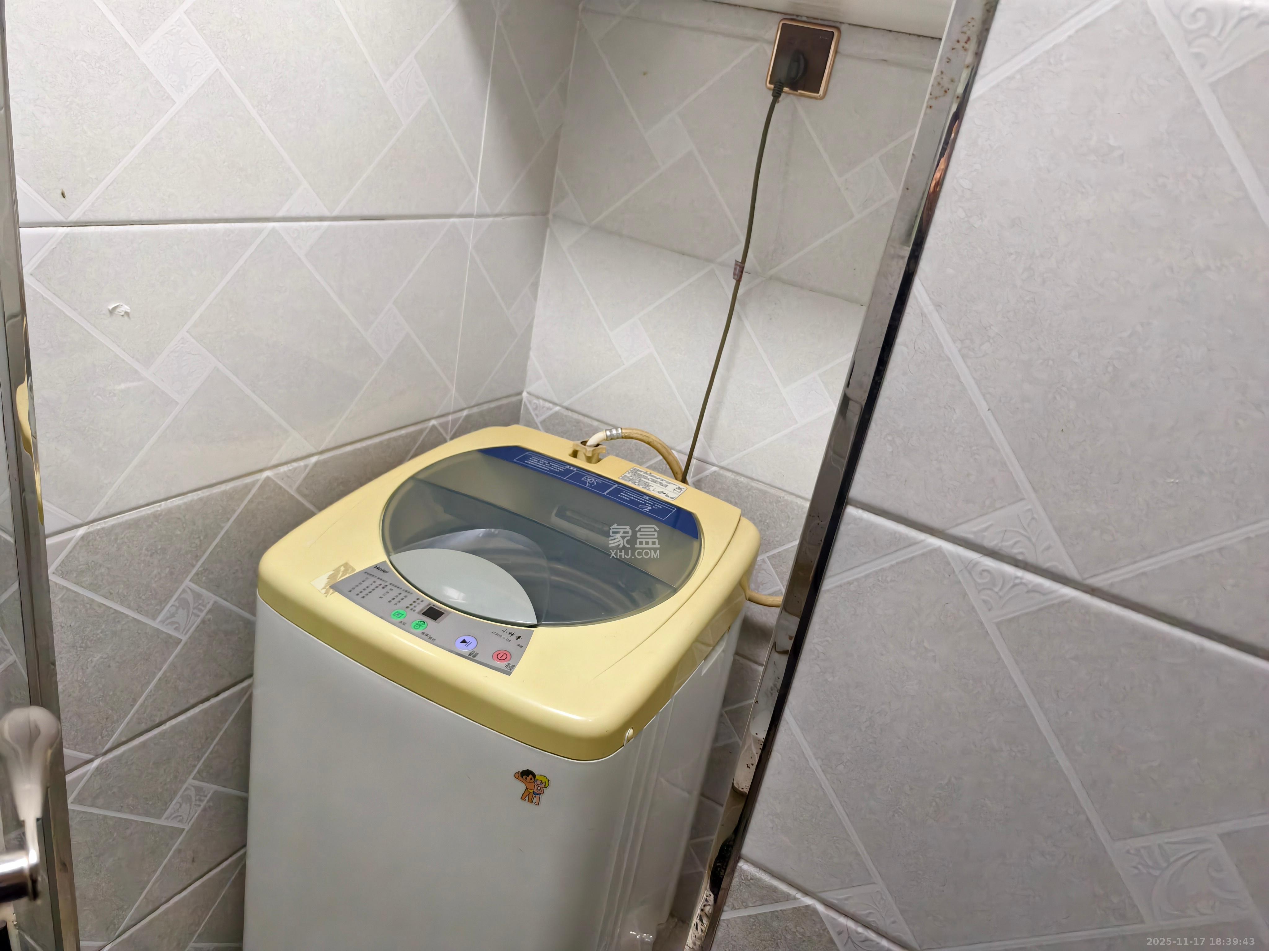 钰龙天下二期(钰龙佳园) 1室1厅1卫 1200.0元/月 钰龙天下二期(钰龙佳园) 1室1厅1卫 1200.0元/月室内图