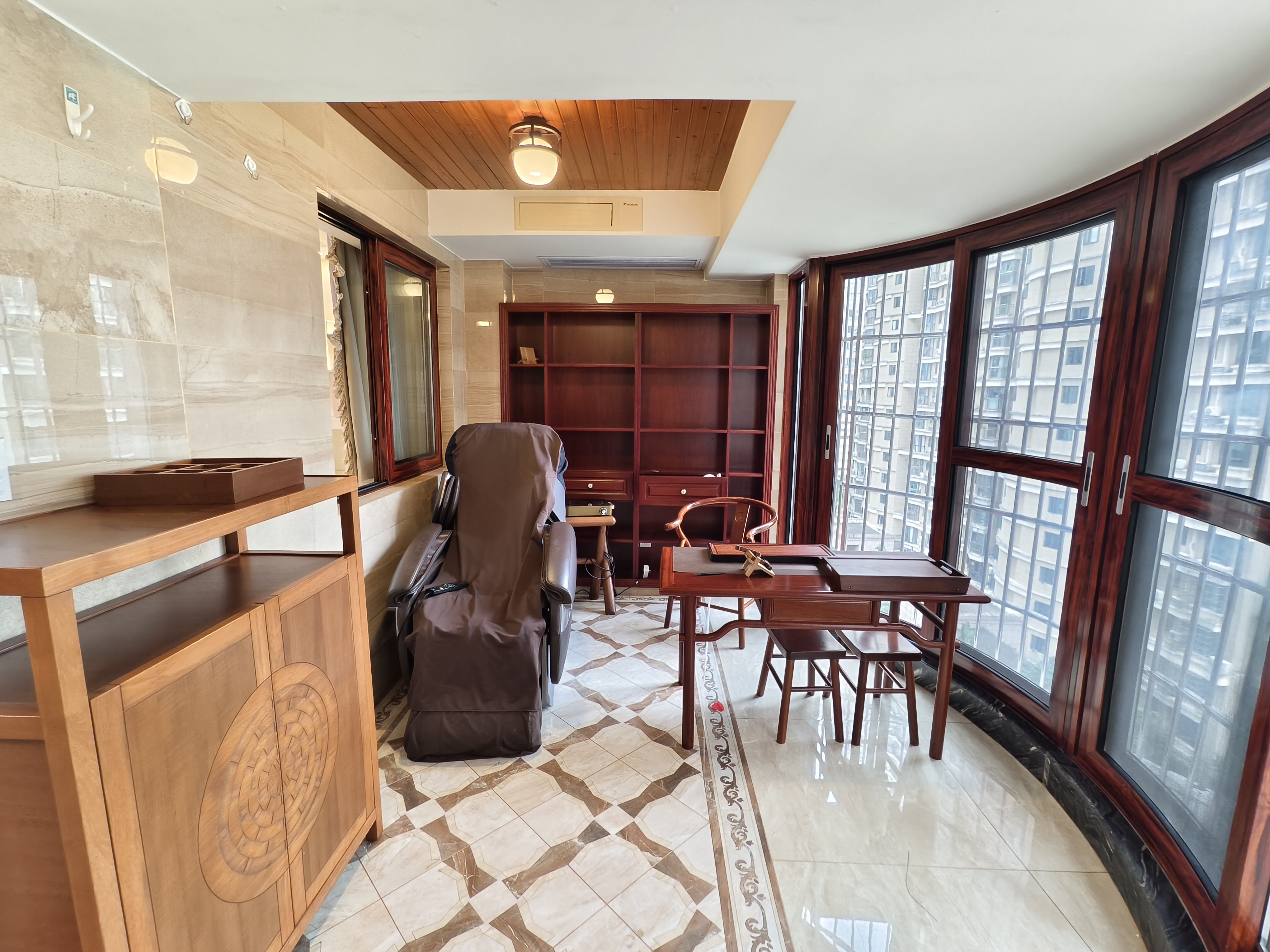 国兴城(C区) 4室2厅2卫 4800.0元/月 国兴城(C区) 4室2厅2卫 4800.0元/月室内图