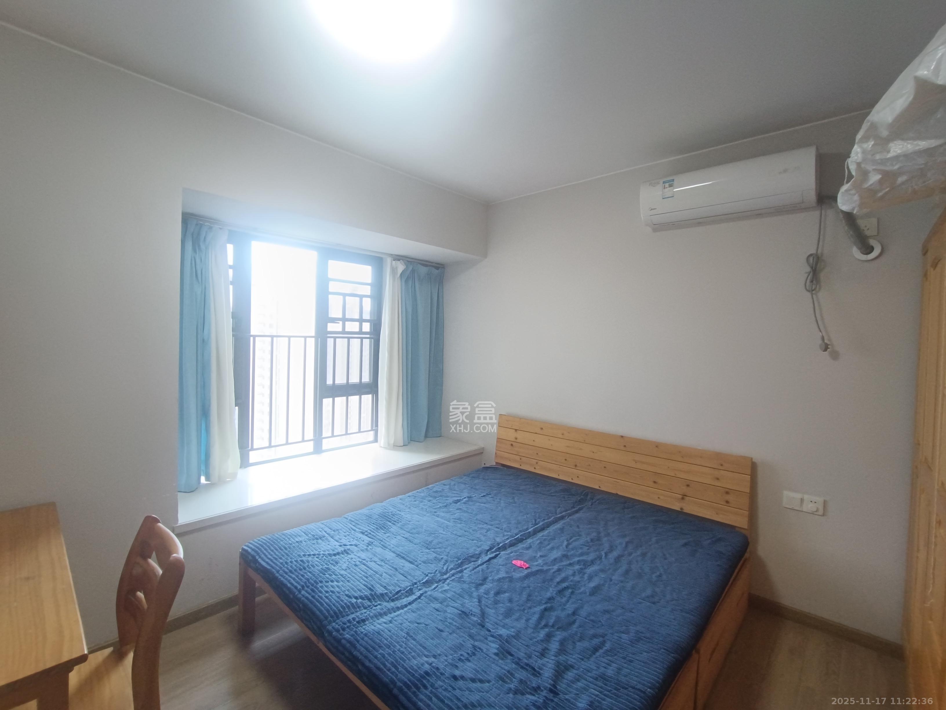 时代倾城二期  2室2厅1卫    1900.0元/月室内图