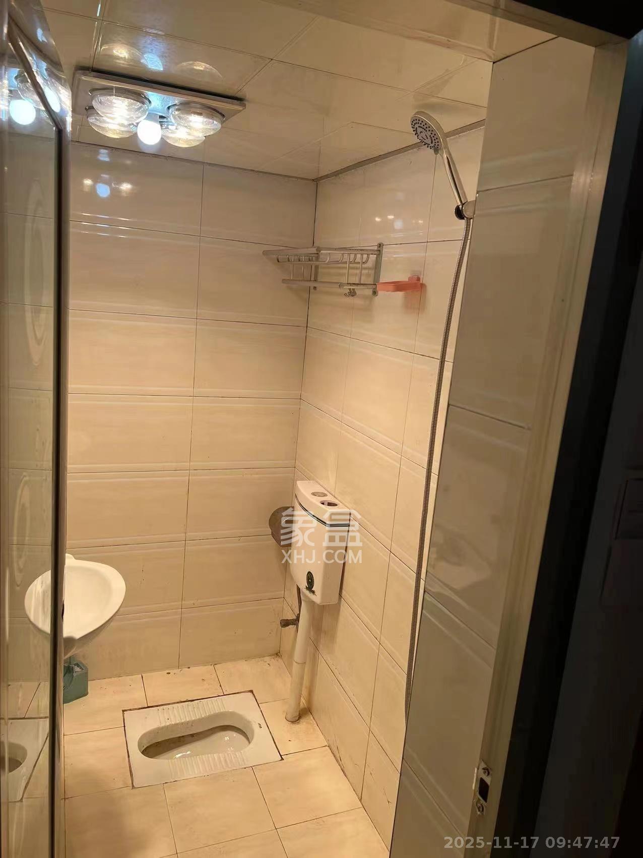 诚兴园  1室1厅1卫    1200.0元/月室内图