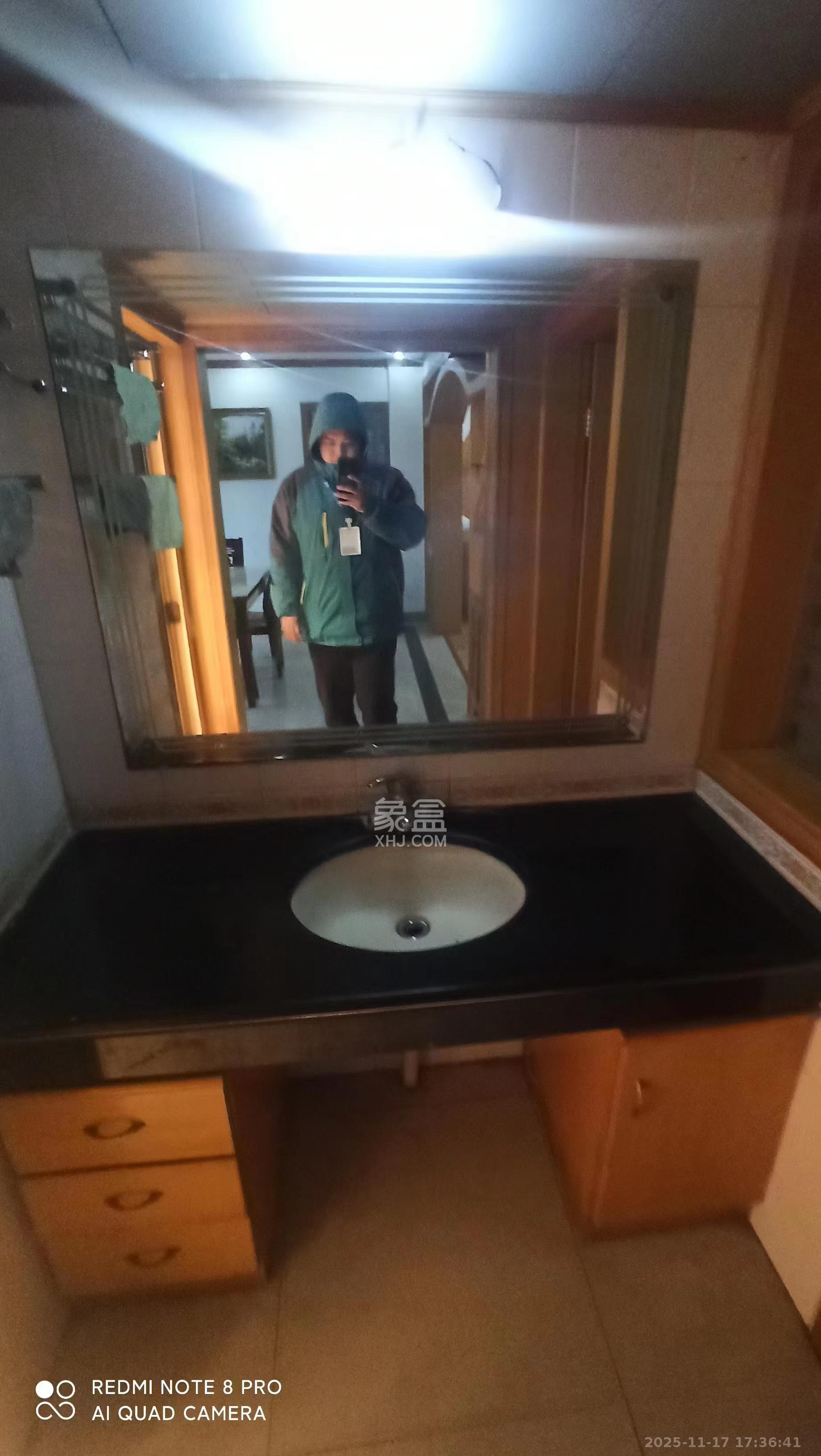 向韶村 3室1厅1卫 3000.0元/月 向韶村 3室1厅1卫 3000.0元/月室内图