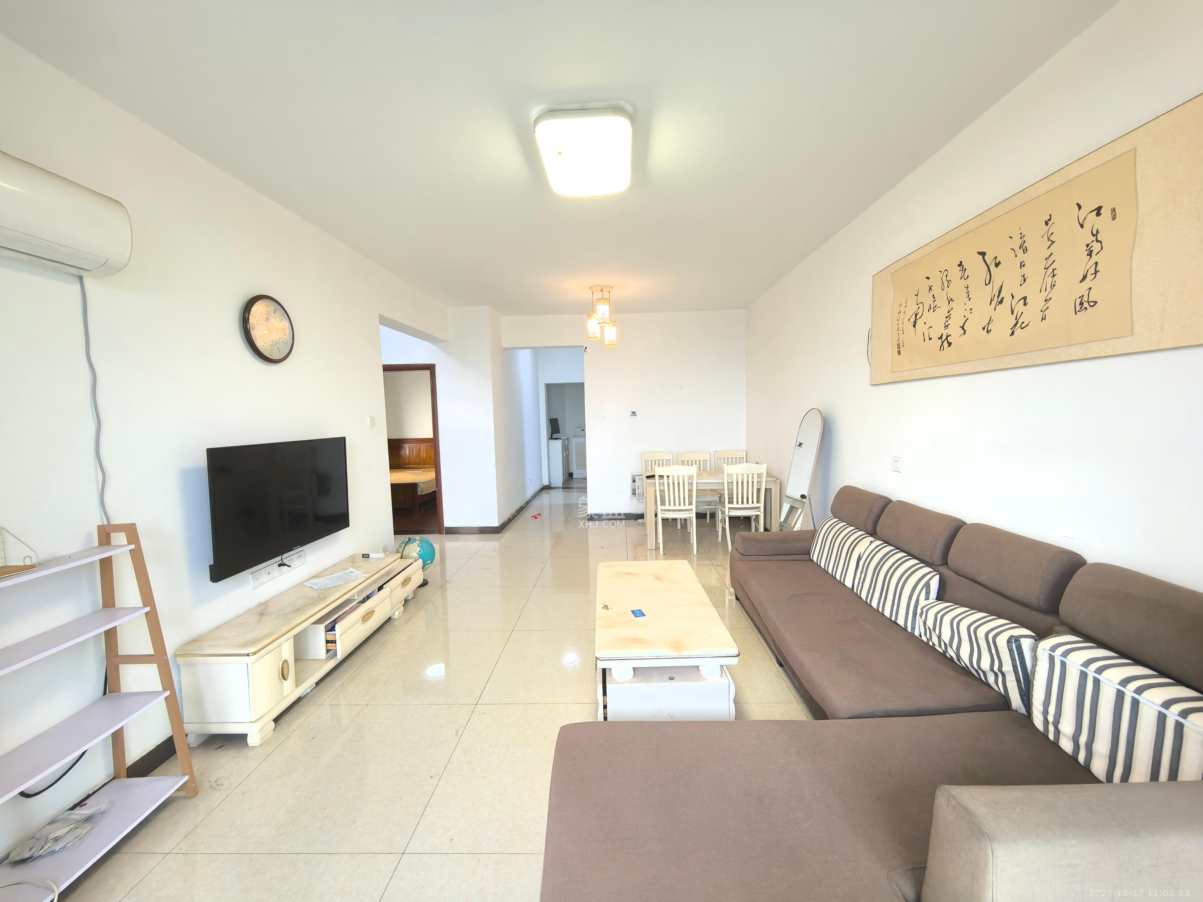 西韵佳苑  2室2厅1卫    2400.0元/月室内图