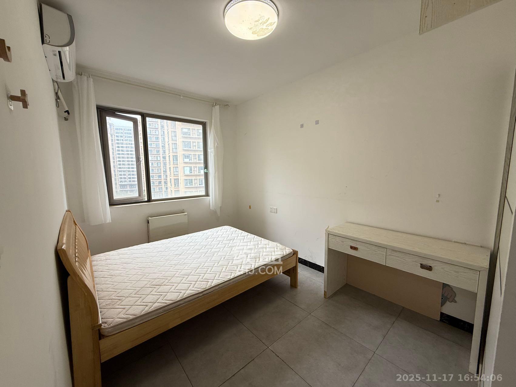 怡海星城  2室2厅1卫    1500.0元/月室内图