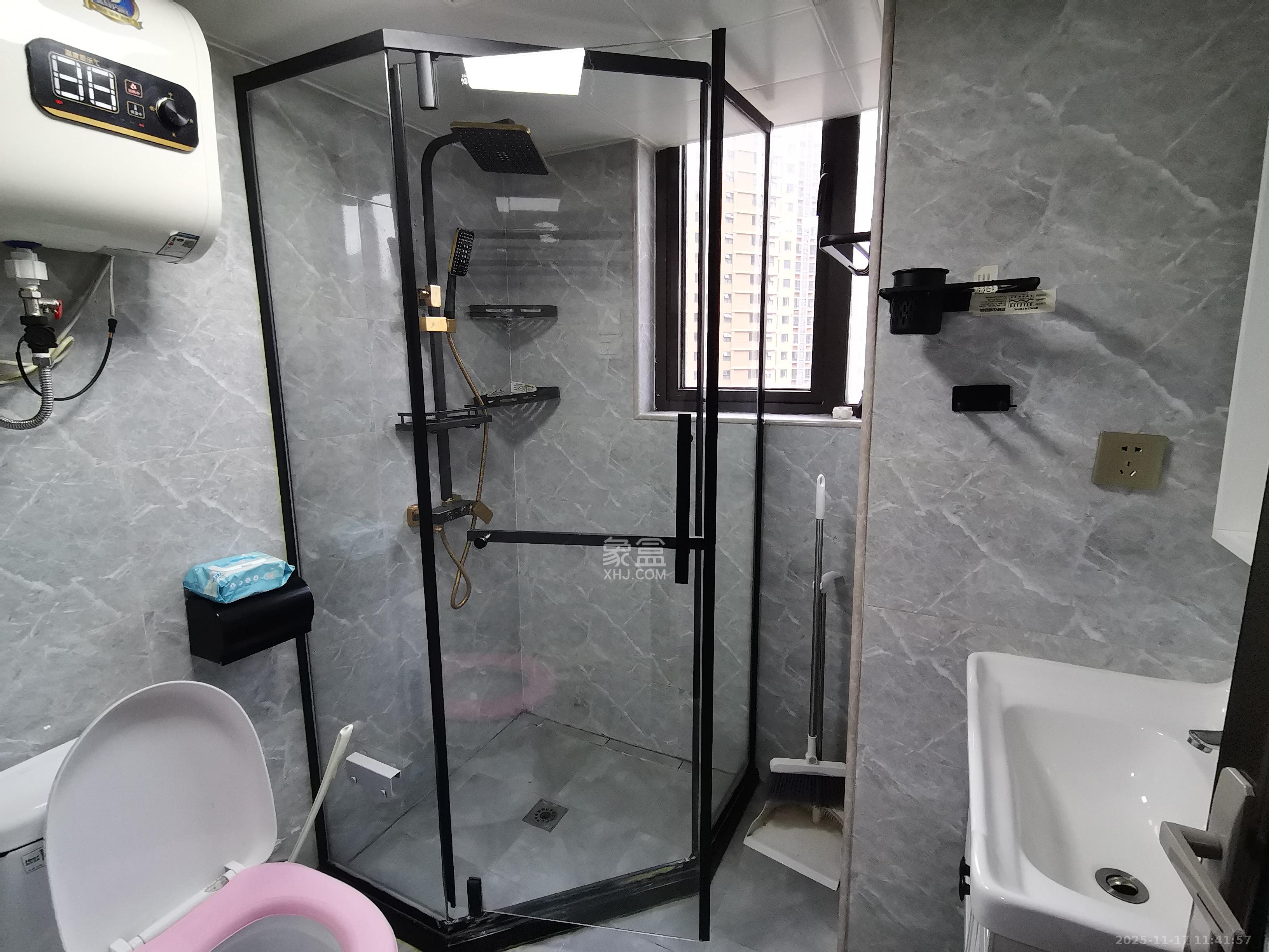 润和滨江府  1室1厅1卫    1800.0元/月室内图