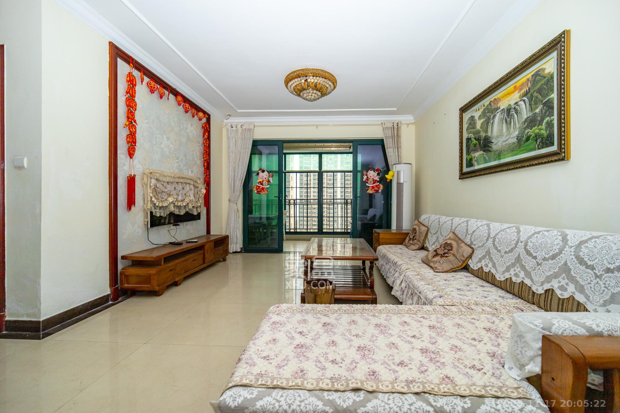 恒大翡翠华庭  4室2厅2卫    130.0万