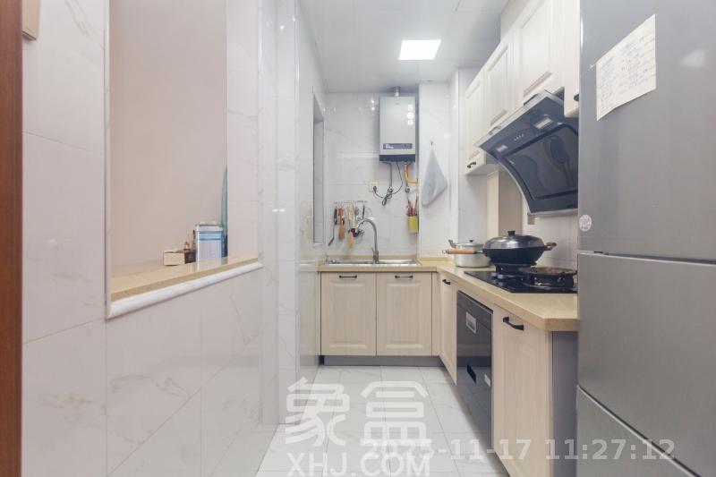 中交中央公园D4区  3室2厅2卫    2800.0元/月室内图