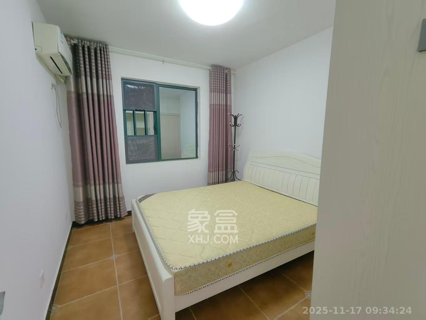 西韵佳苑 2室2厅1卫 2500.0元/月 西韵佳苑 2室2厅1卫 2500.0元/月室内图