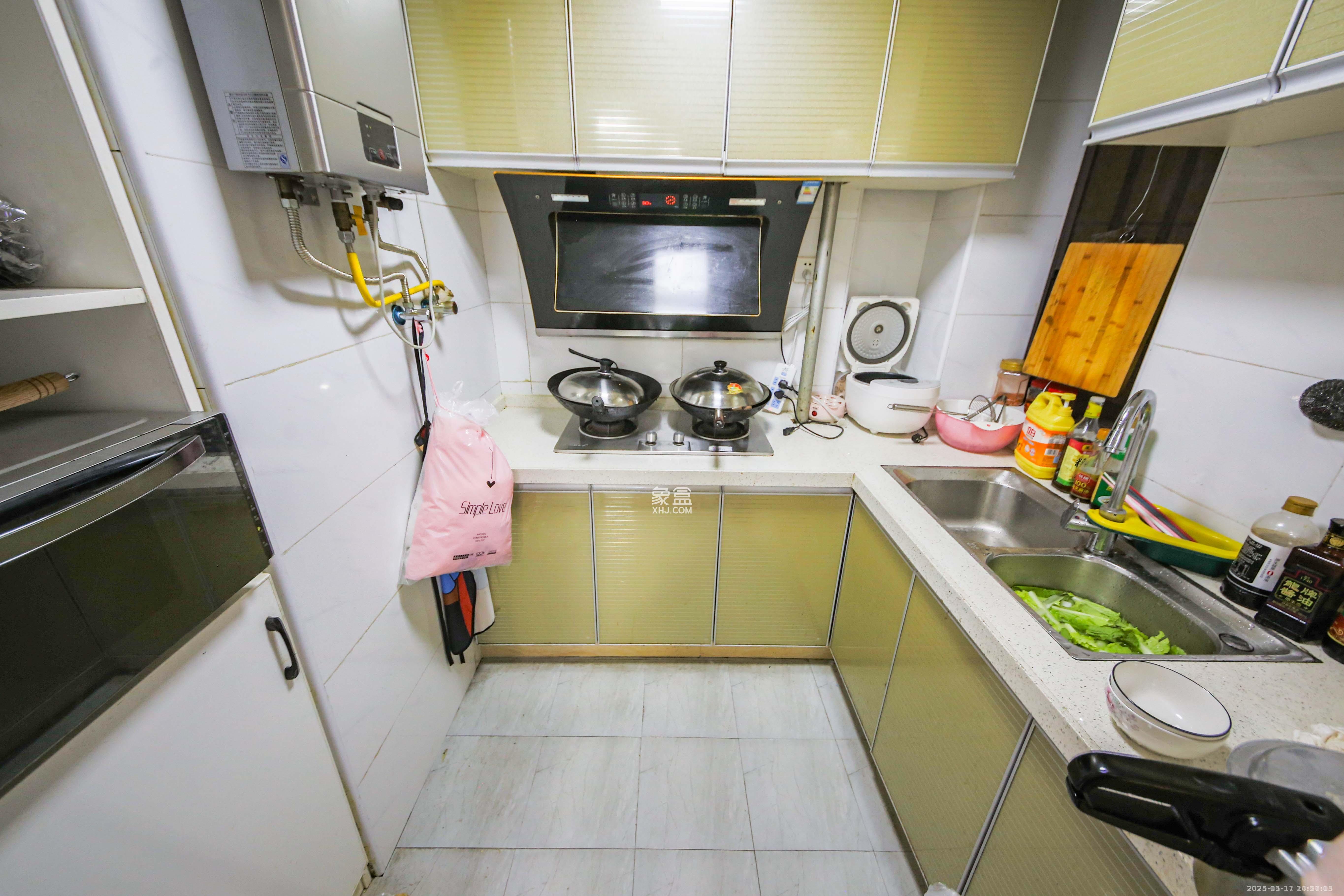 轻盐阳光CEO(轻盐雅苑)(轻奢时代)  3室2厅1卫    2500.0元/月室内图