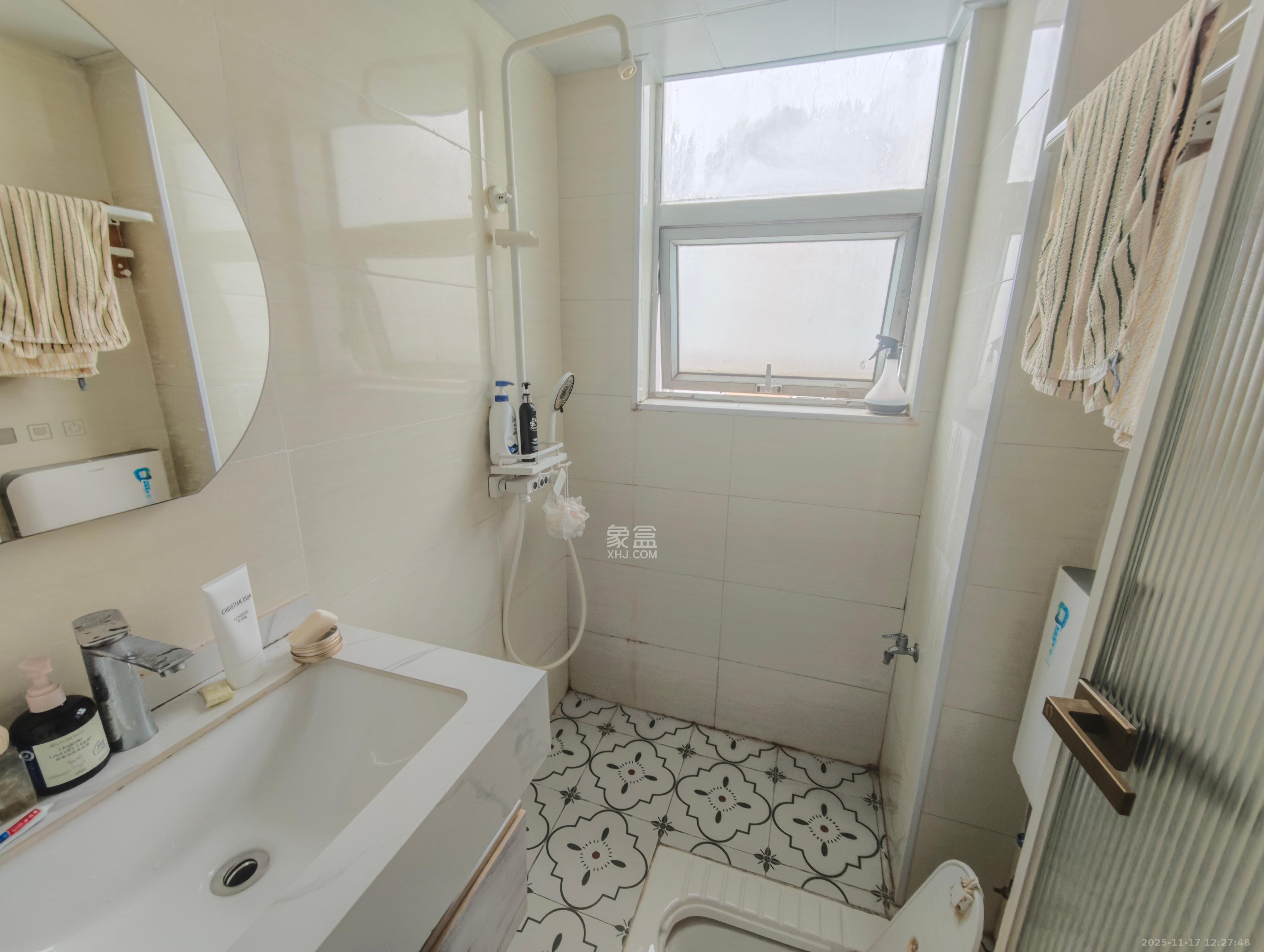 凯通国际城（凯通朝庭）  2室2厅1卫    3000.0元/月室内图