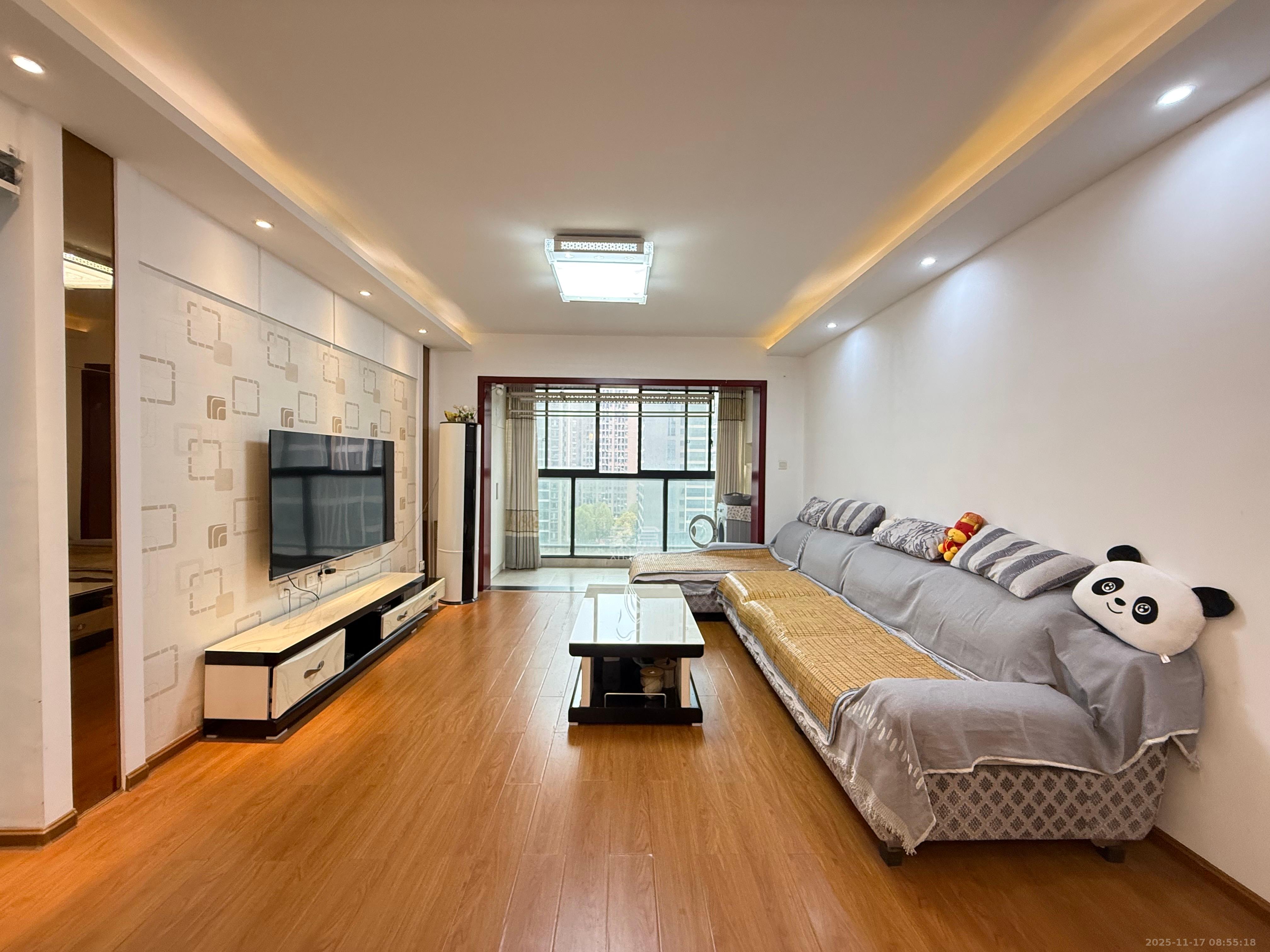 蓝山郡 2室2厅1卫 2000.0元/月 蓝山郡 2室2厅1卫 2000.0元/月室内图