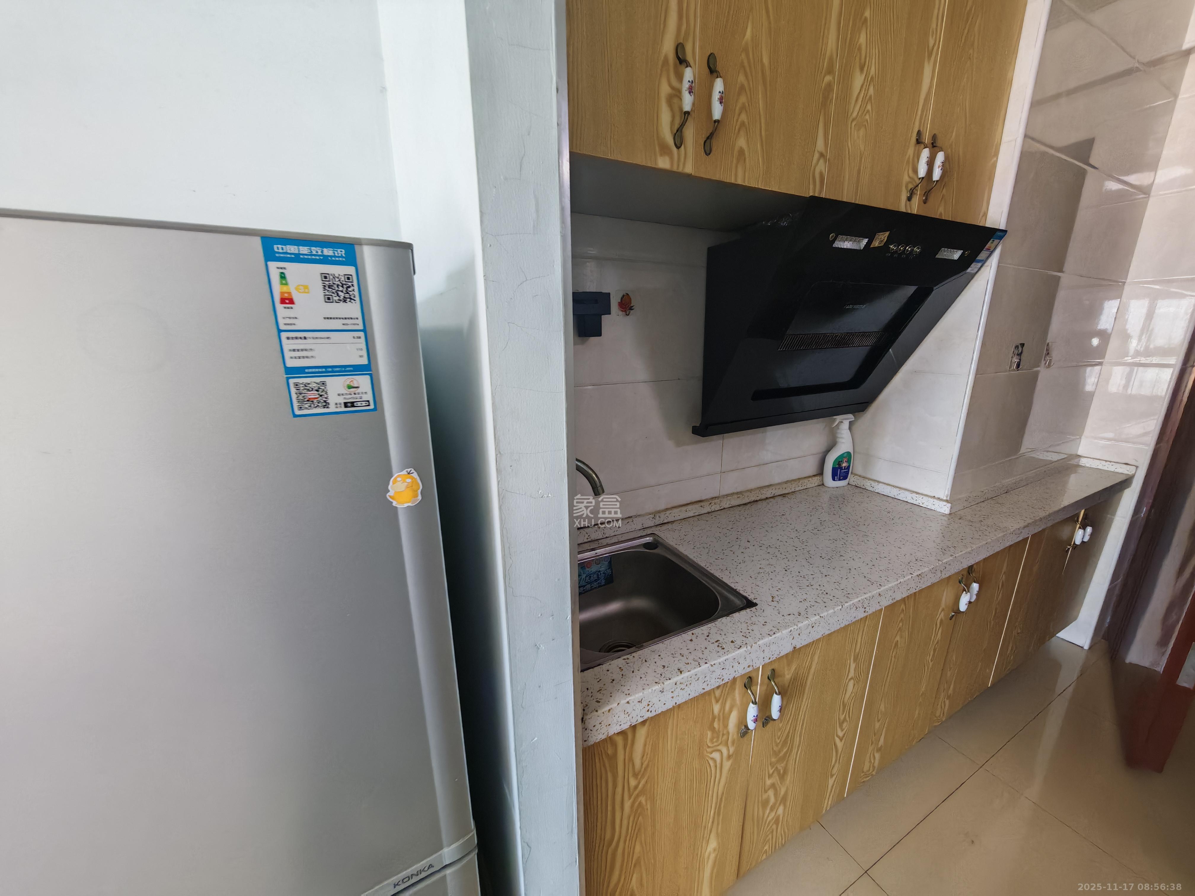 达美D6区  1室1厅1卫    1500.0元/月室内图