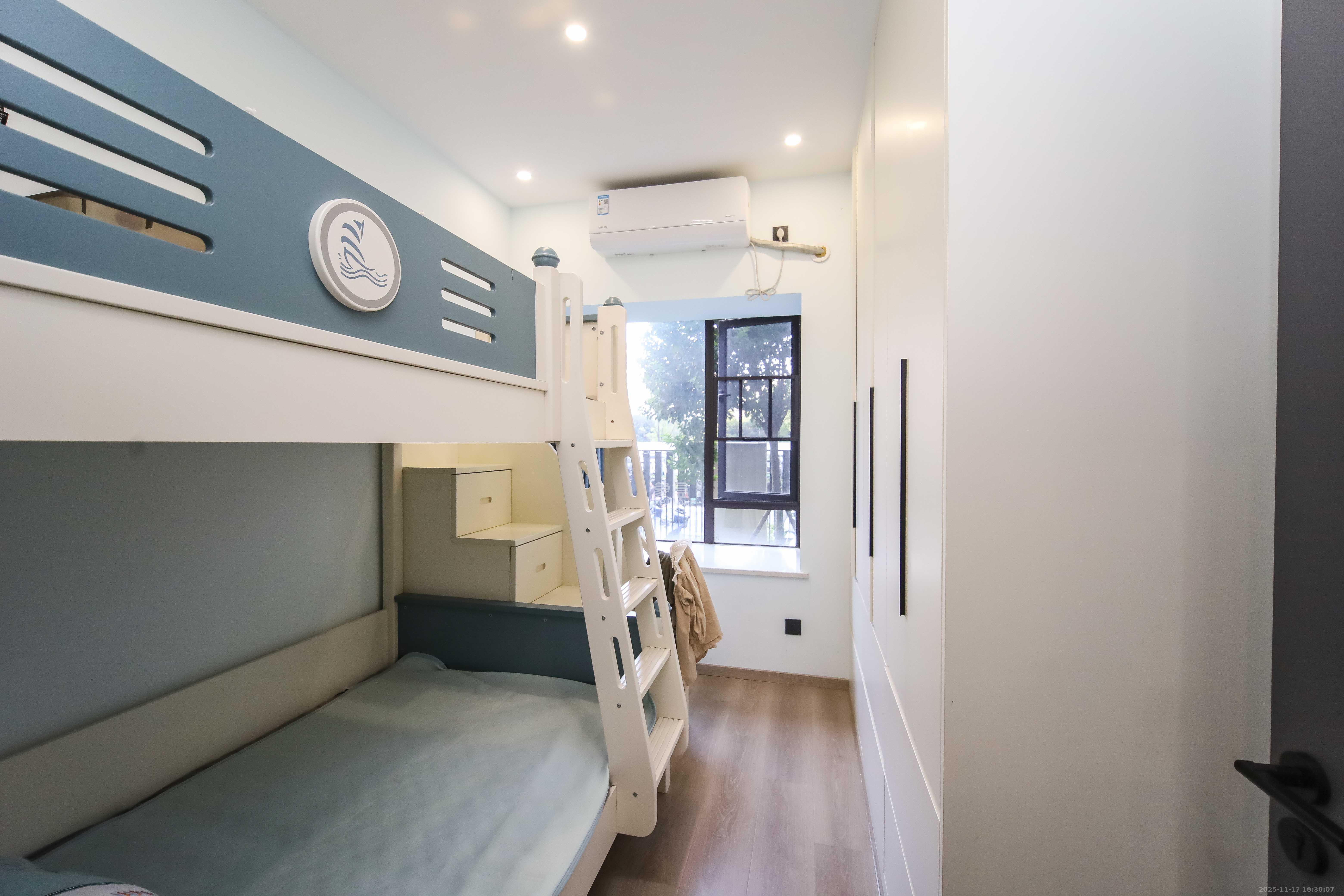 德奥悦东方 4室2厅2卫 158.0万 德奥悦东方 4室2厅2卫 158.0万卧室