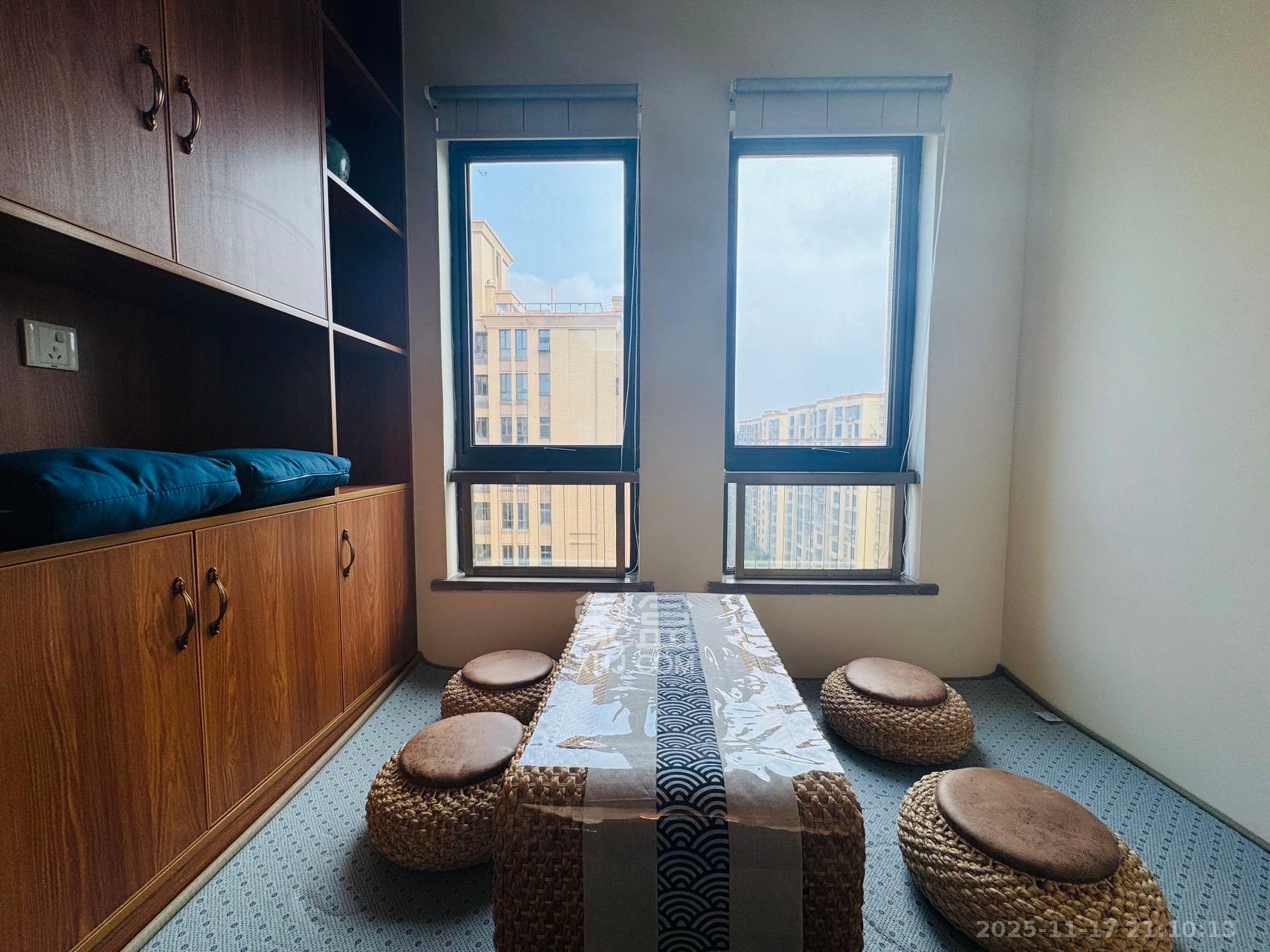 奥林匹克花园贡院三期 1室1厅1卫 1500.0元/月 奥林匹克花园贡院三期 1室1厅1卫 1500.0元/月室内图