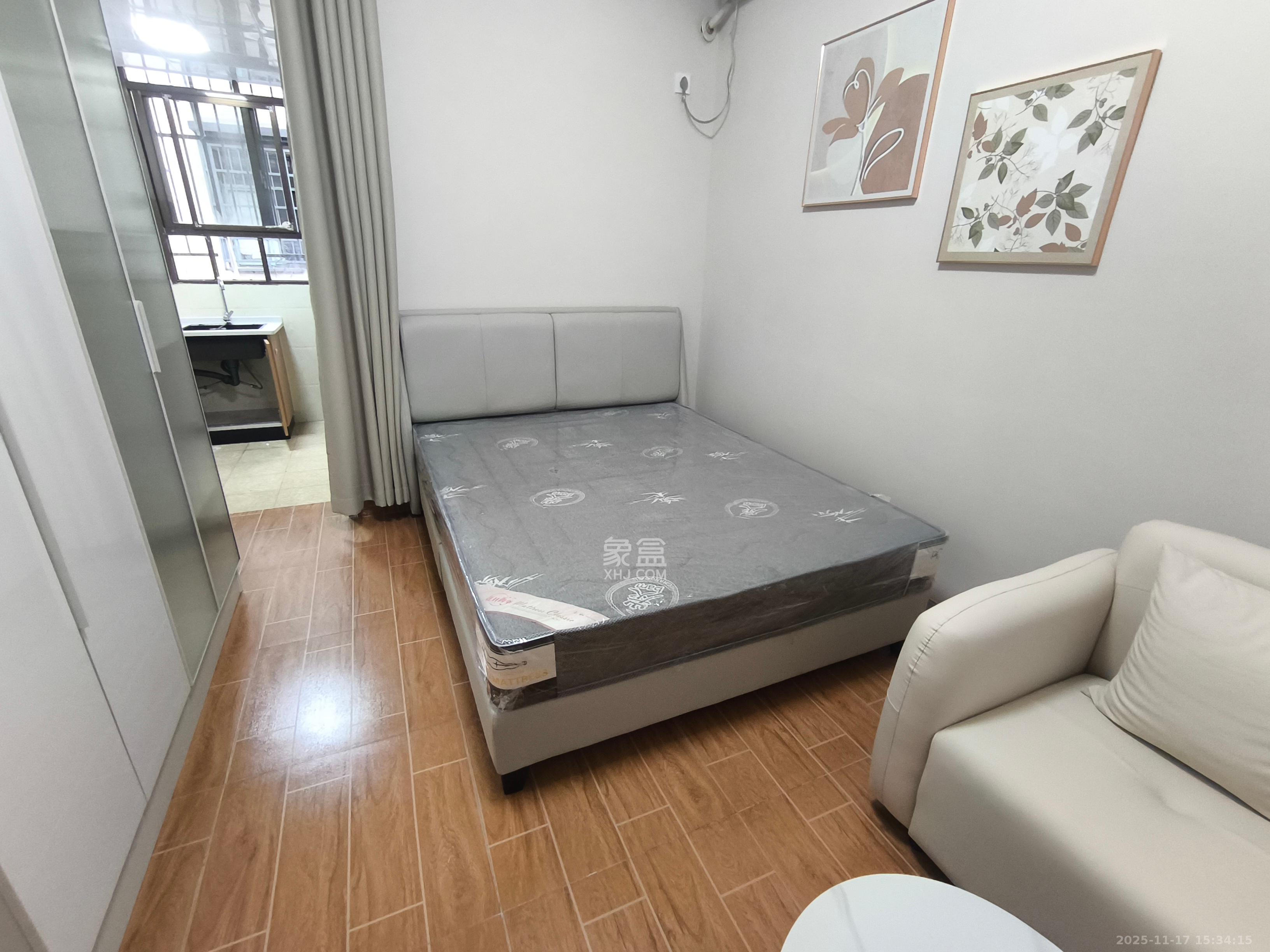 星沙二区  2室2厅1卫    1000.0元/月室内图