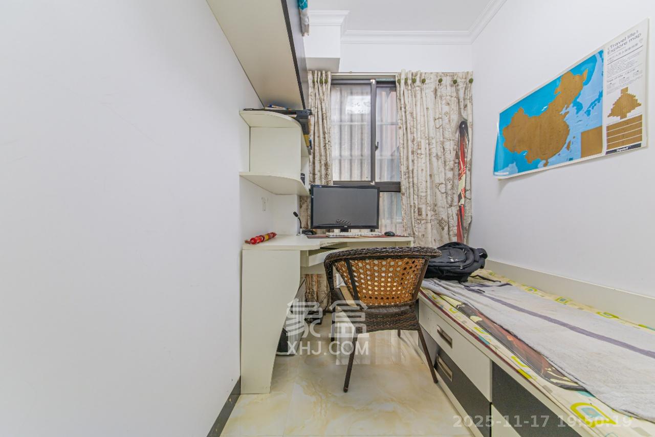 长城水郡  3室2厅1卫    2200.0元/月室内图