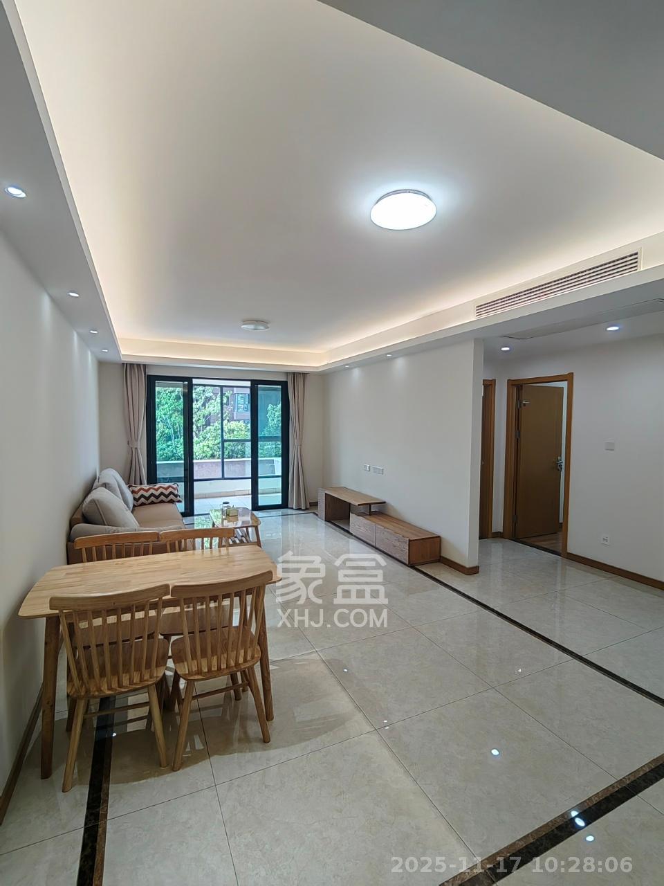 中建嘉和城凤凰台（中建瑞兴家园）  3室2厅2卫    2000.0元/月