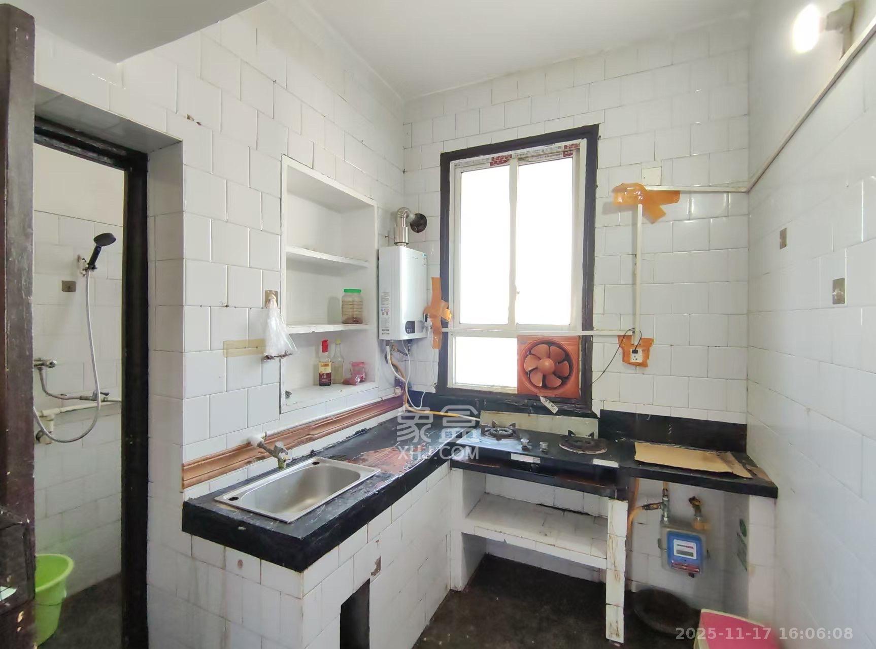 湖橡宿舍/湖橡小区  2室1厅1卫    1300.0元/月室内图