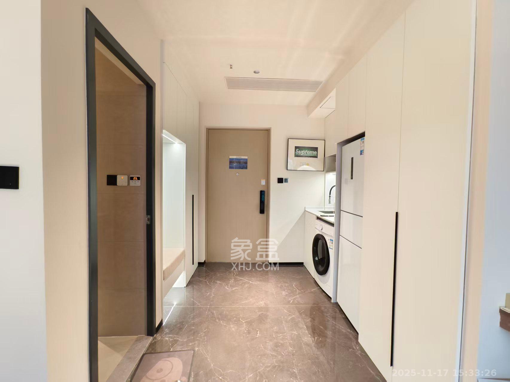 世茂铂曼  1室1厅1卫    3500.0元/月室内图