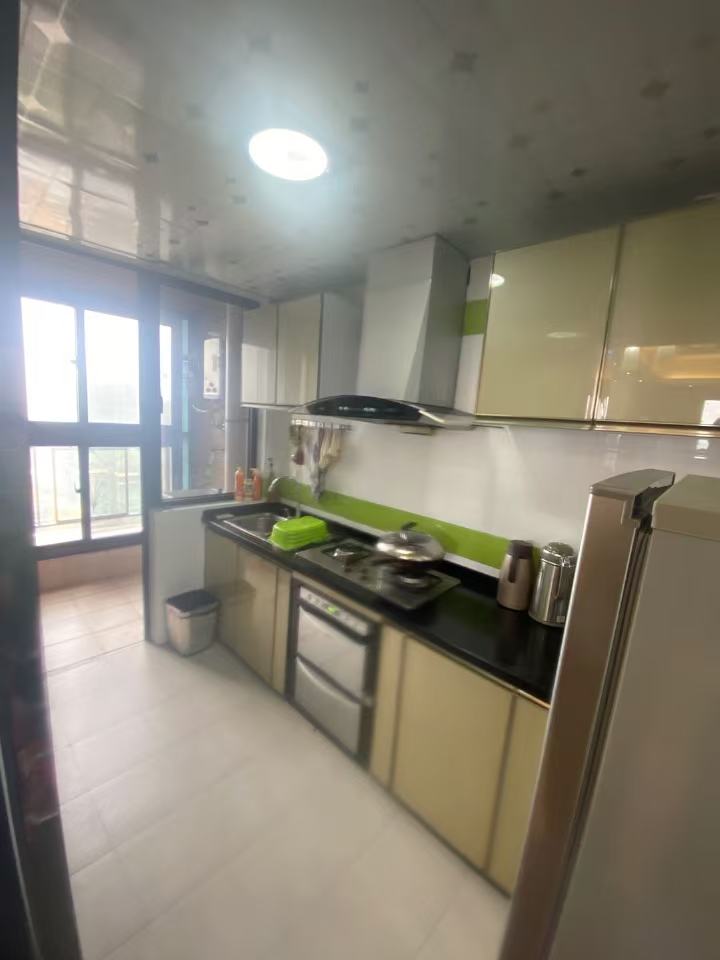 天伦誉海湾 2室2厅1卫 2700.0元/月 天伦誉海湾 2室2厅1卫 2700.0元/月室内图