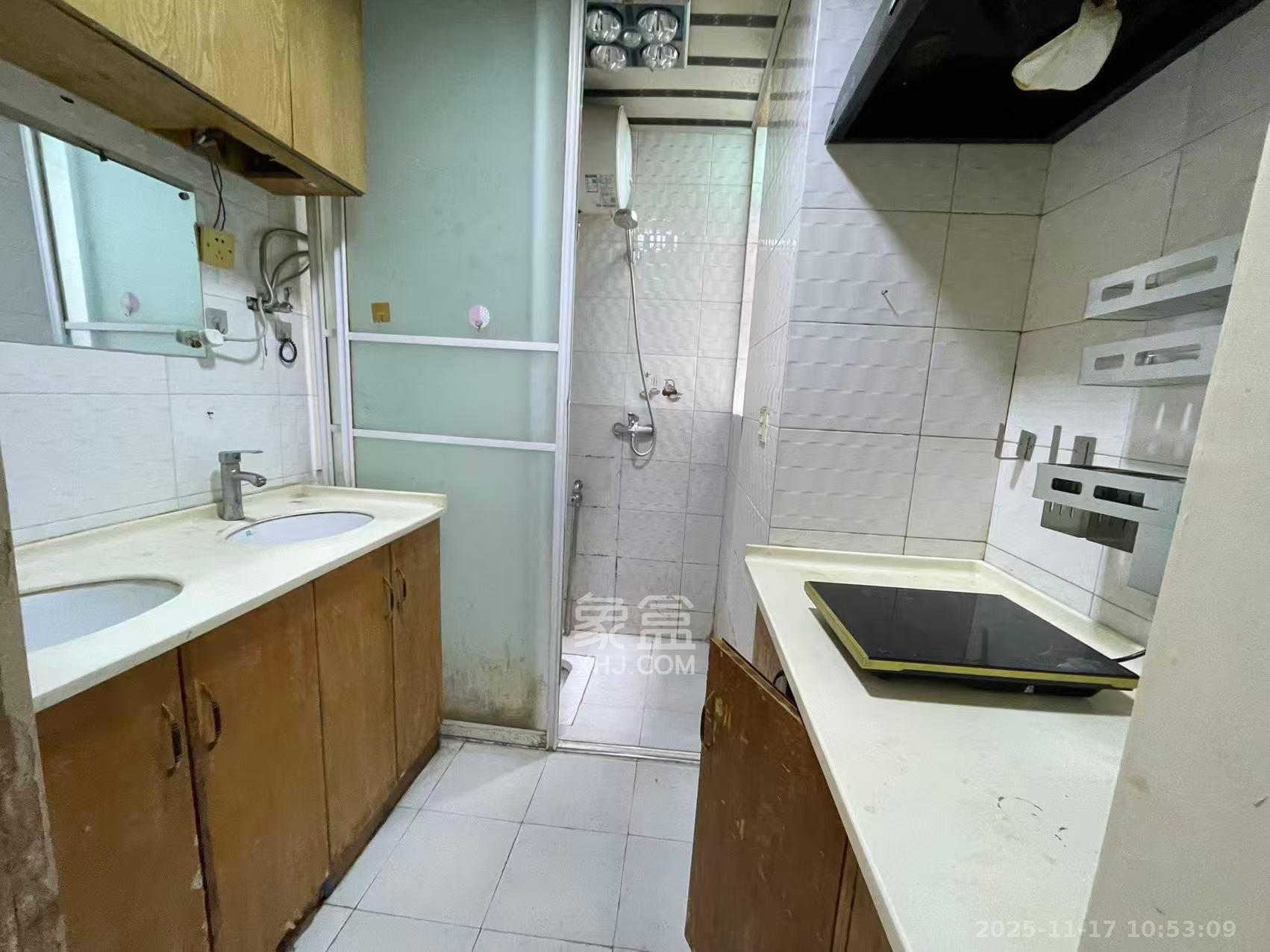 东方新世界 1室1厅1卫 1100.0元/月 东方新世界 1室1厅1卫 1100.0元/月室内图