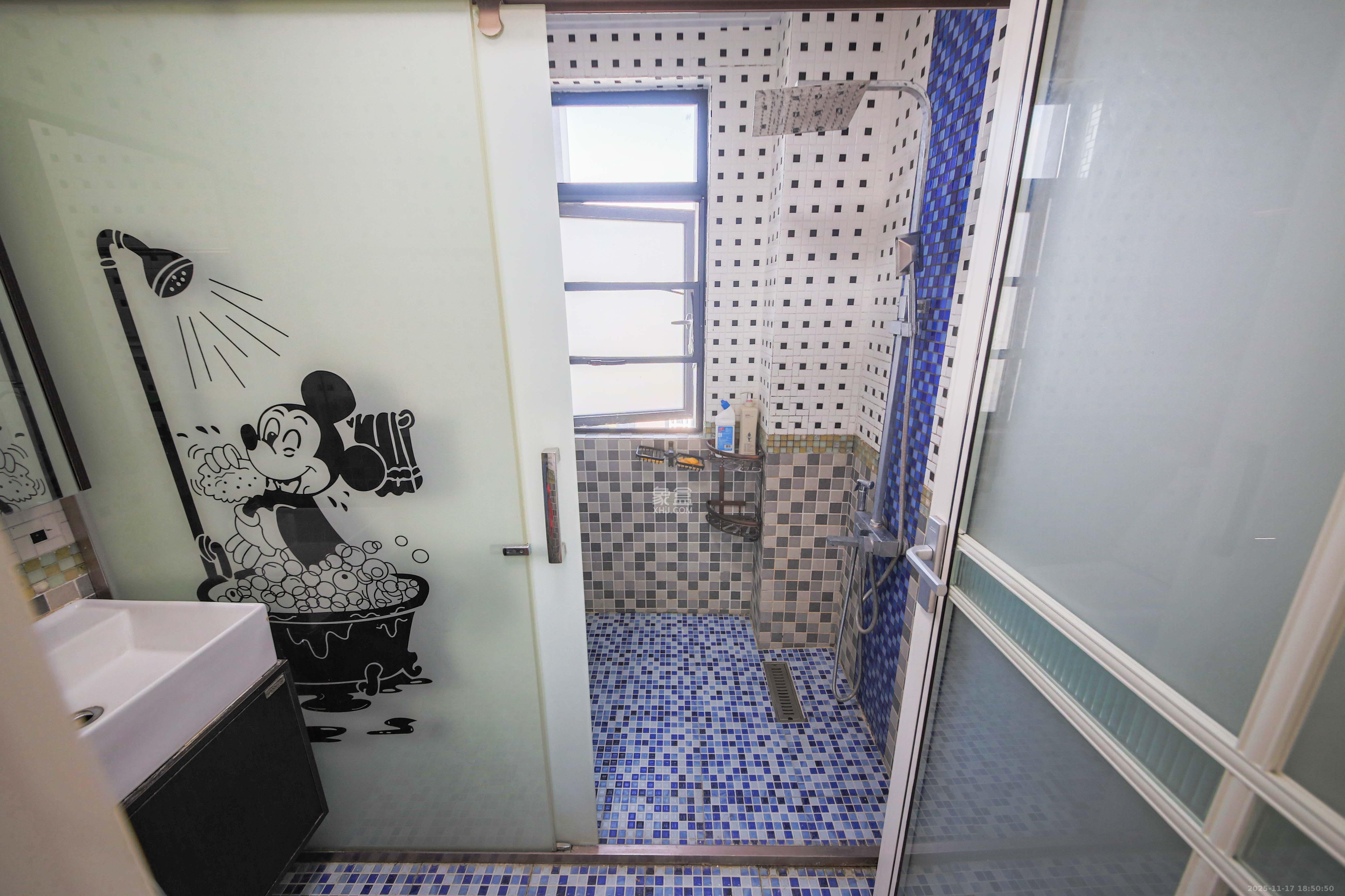 和庄 3室2厅2卫 88.0万 和庄 3室2厅2卫 88.0万卫生间