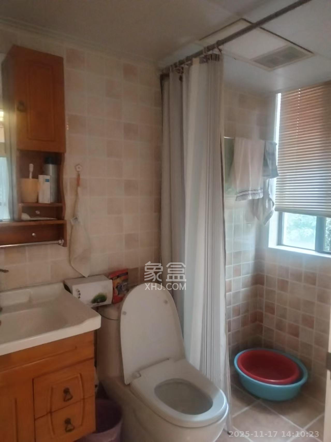 金房奥斯卡  4室2厅2卫    3000.0元/月室内图