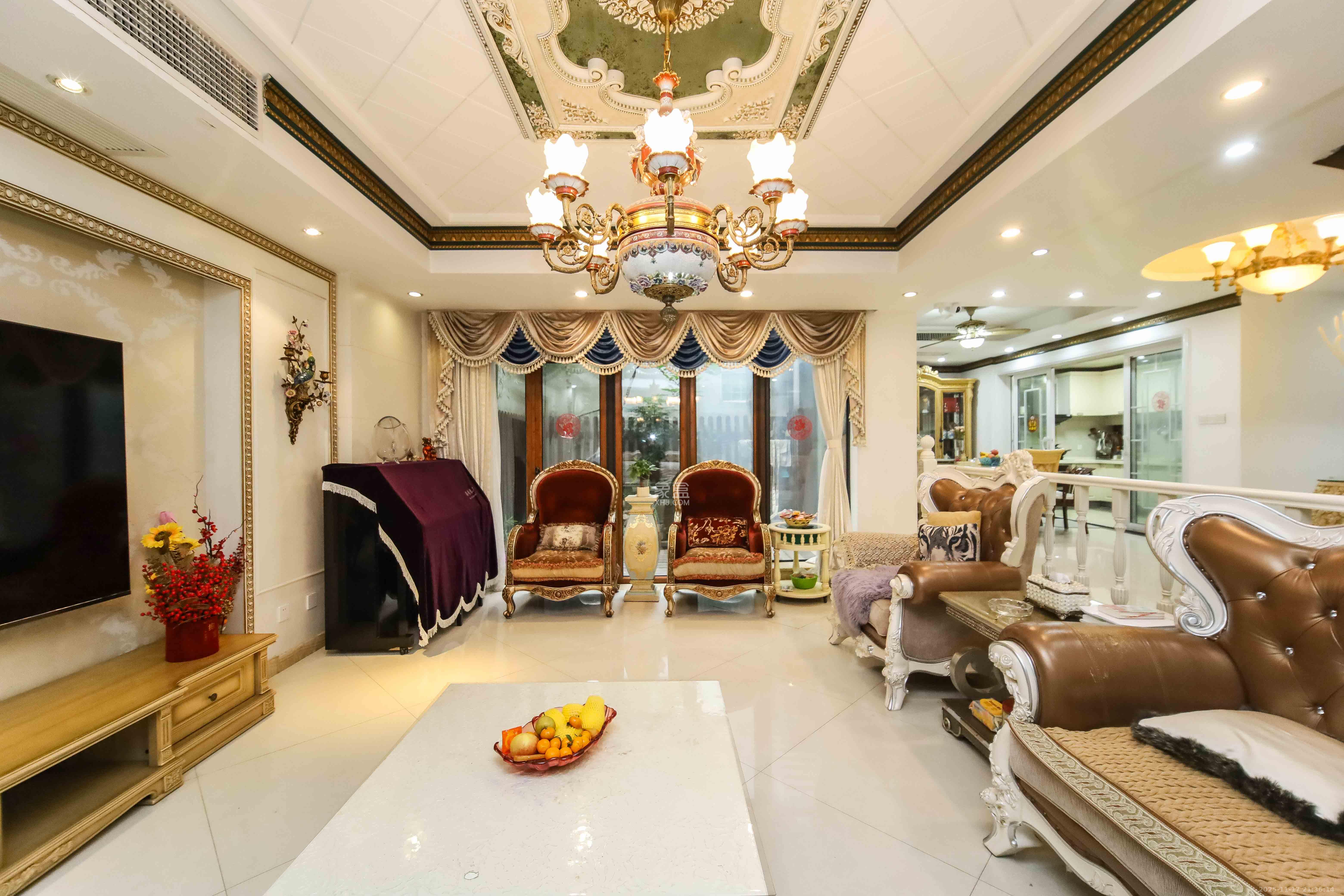 西街花园  6室2厅3卫    530.0万