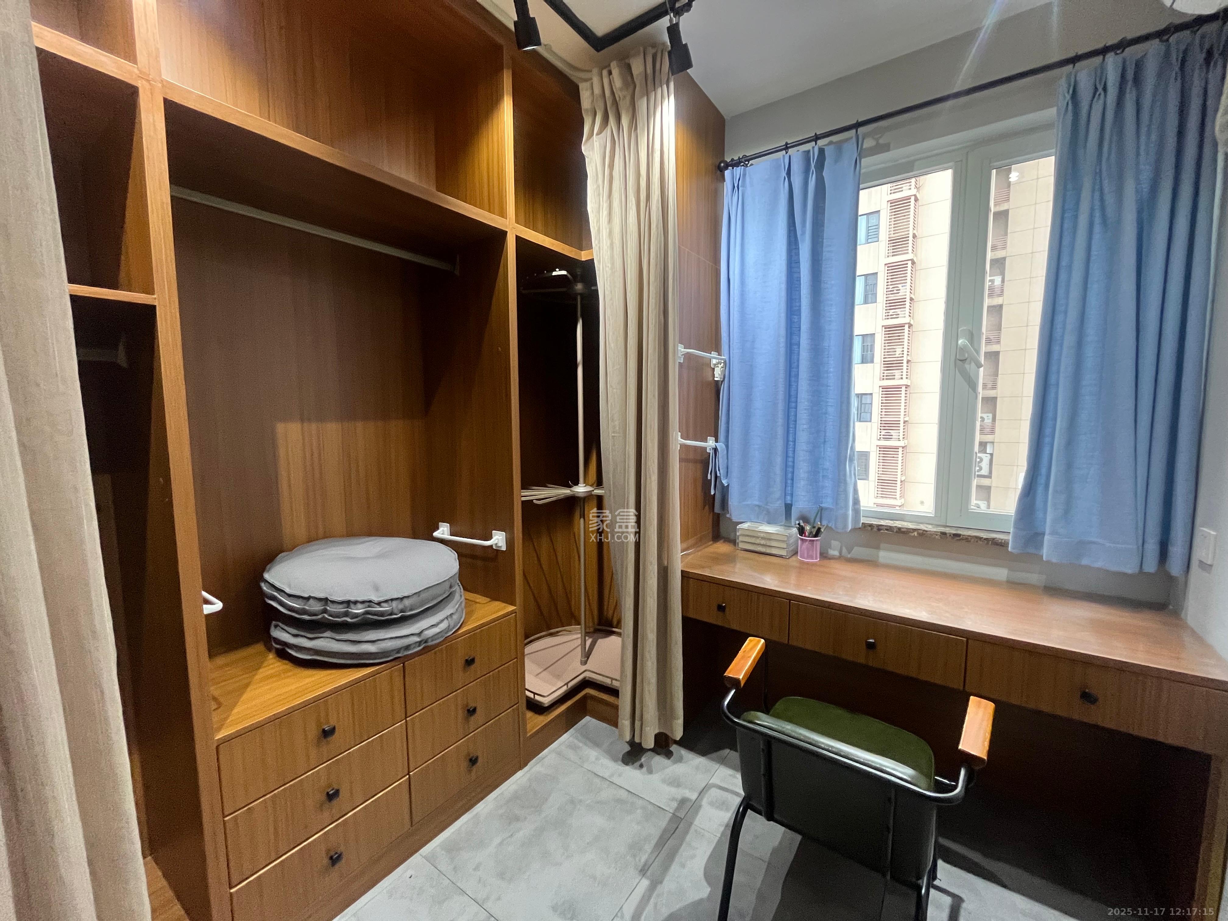 北辰三角洲E4区  4室2厅2卫    3800.0元/月室内图