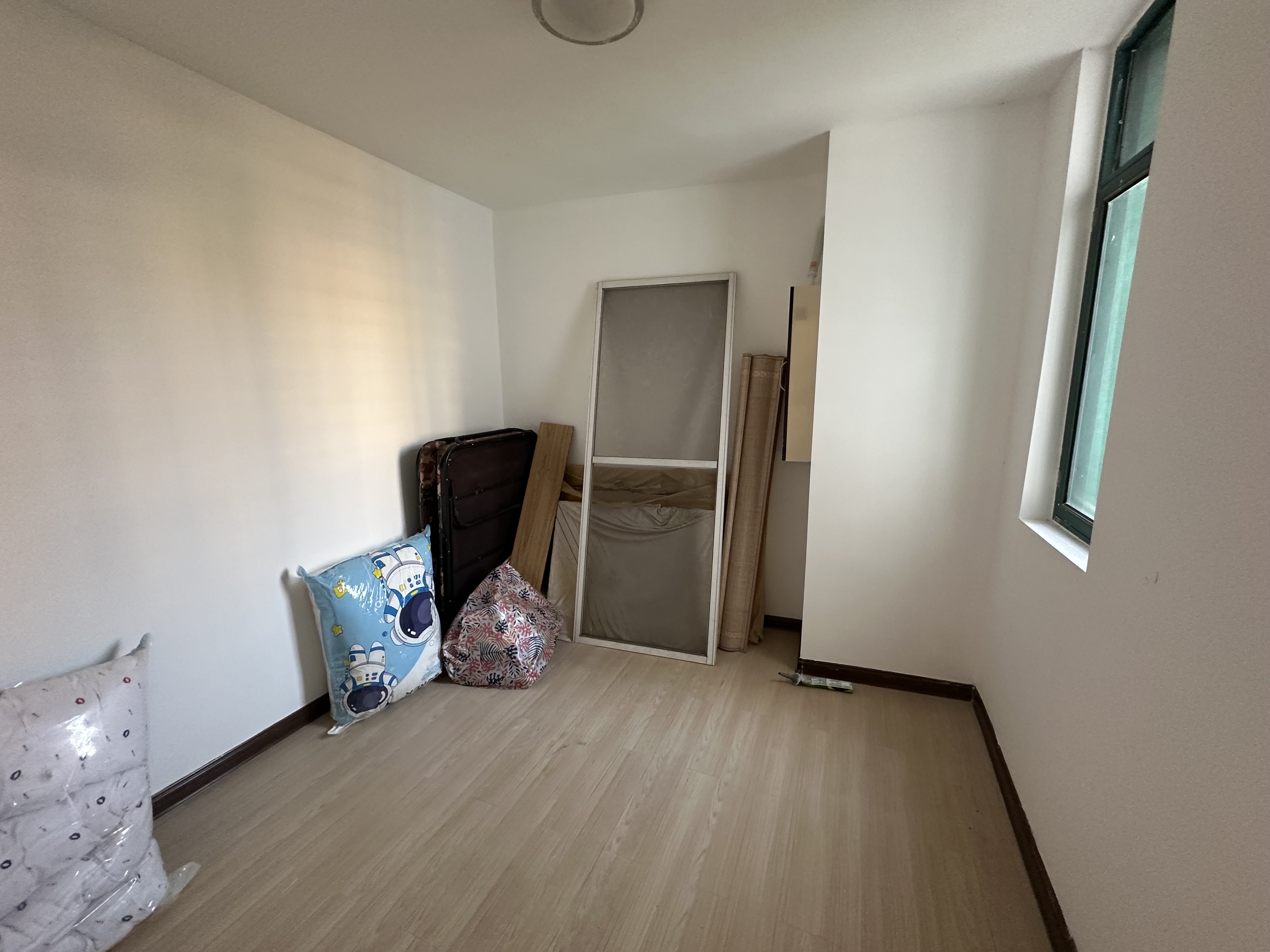 鼎泰逸景园  2室2厅1卫    1300.0元/月室内图