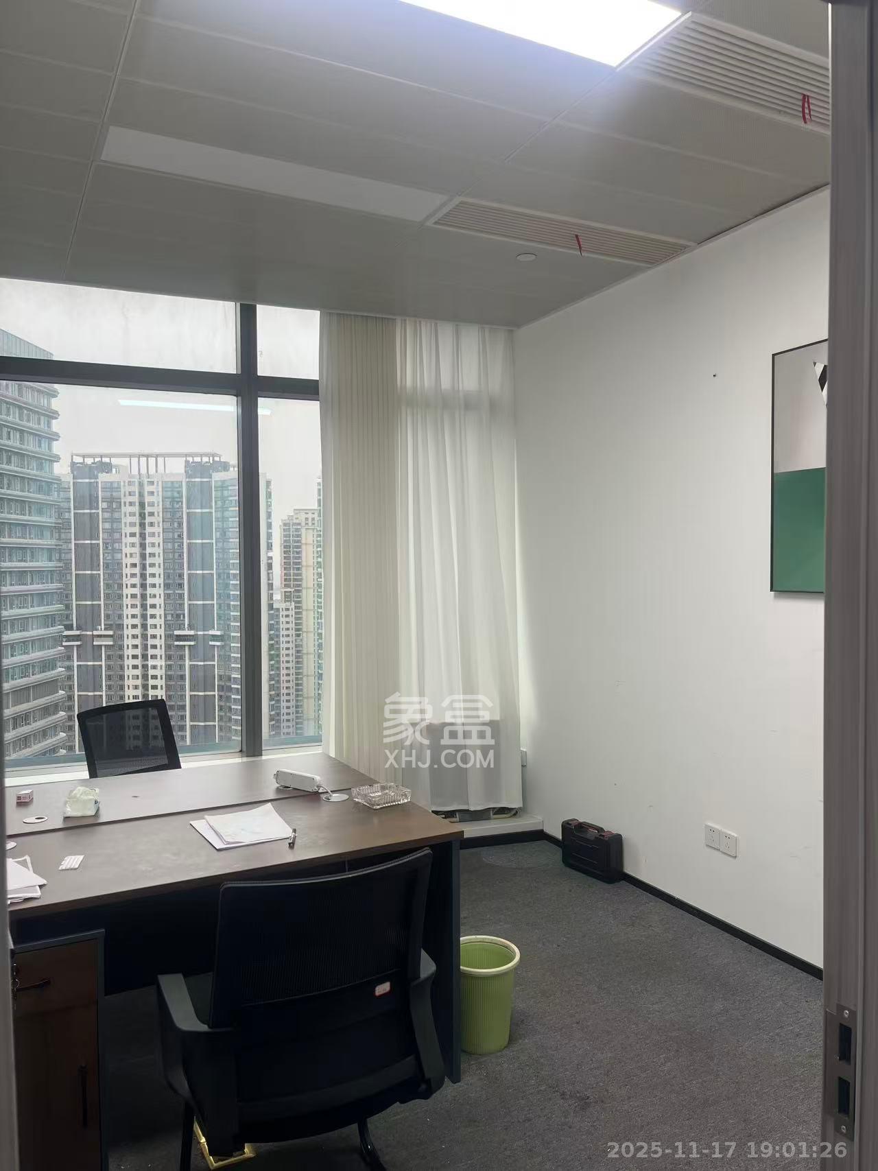 世茂铂曼  5室2厅3卫    25000.0元/月室内图