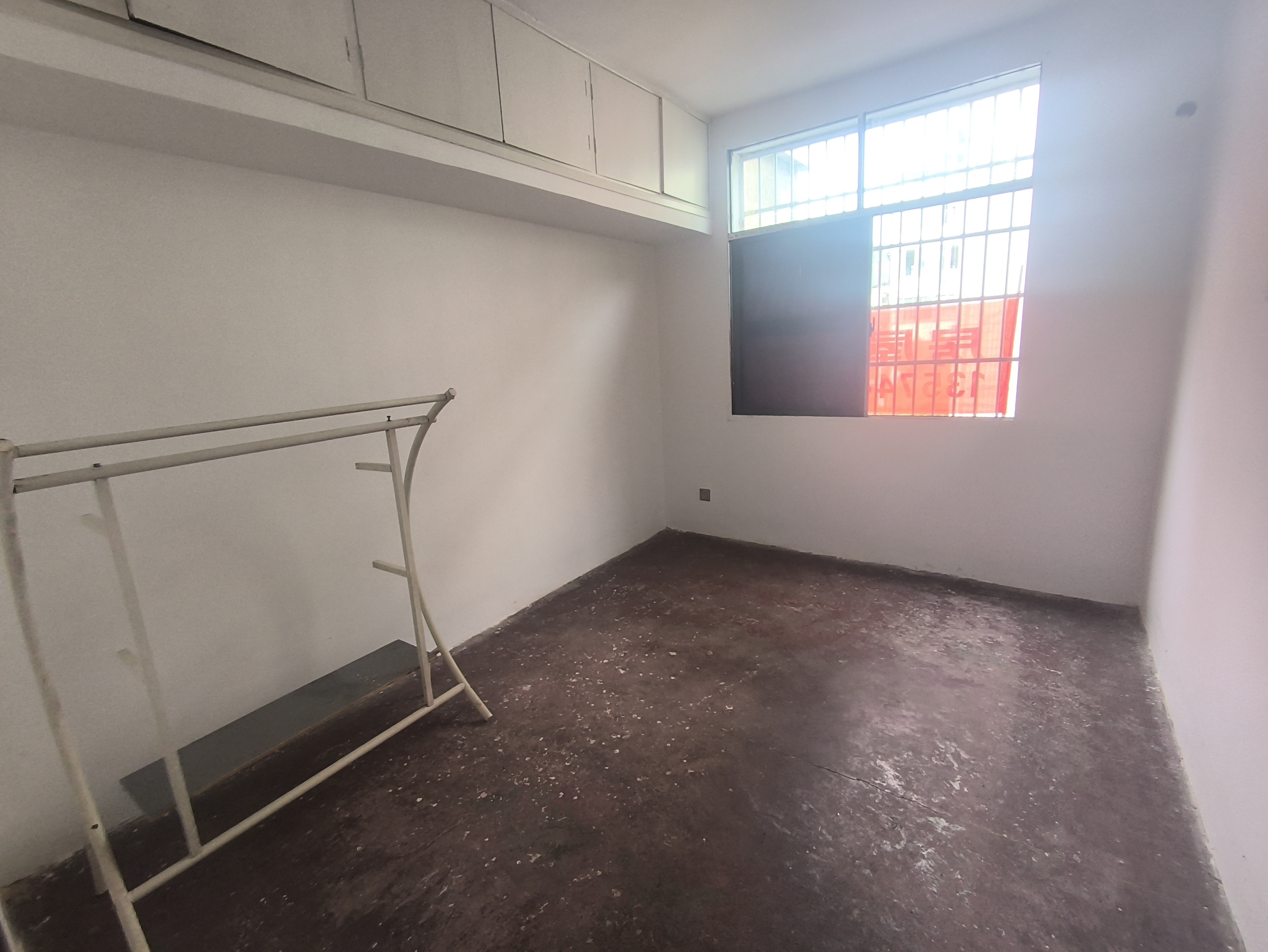 粮油贸易公司 2室1厅1卫 500.0元/月 粮油贸易公司 2室1厅1卫 500.0元/月室内图