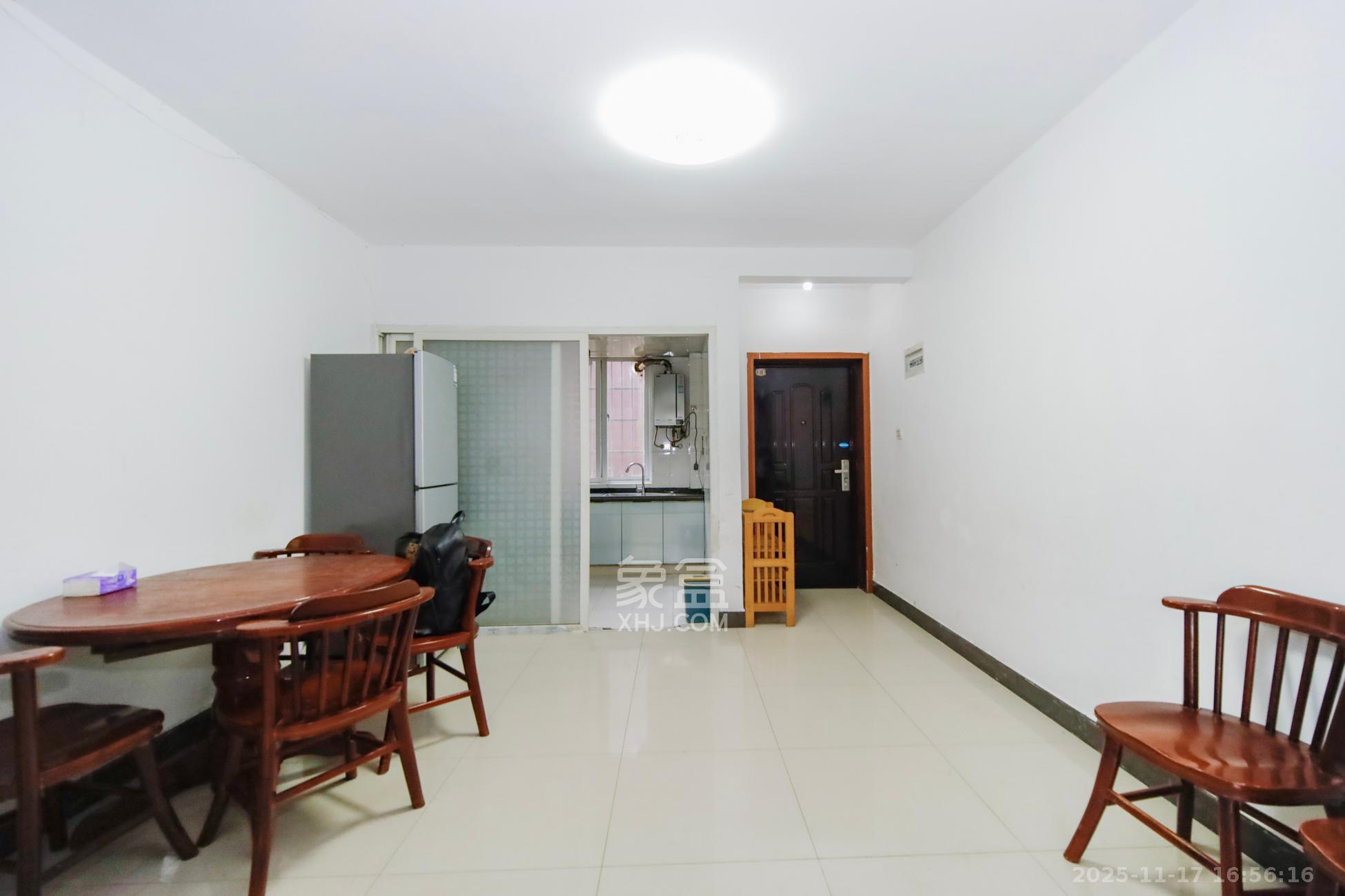 湘樟园小区（湘樟家园）  1室0厅0卫    50.8万客厅