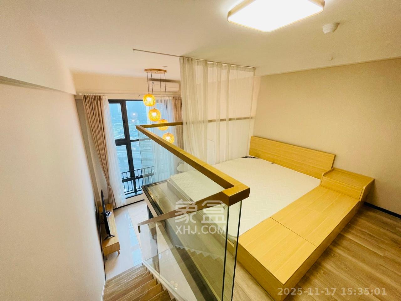 藏珑湖上公馆 1室1厅1卫 2400.0元/月 藏珑湖上公馆 1室1厅1卫 2400.0元/月室内图