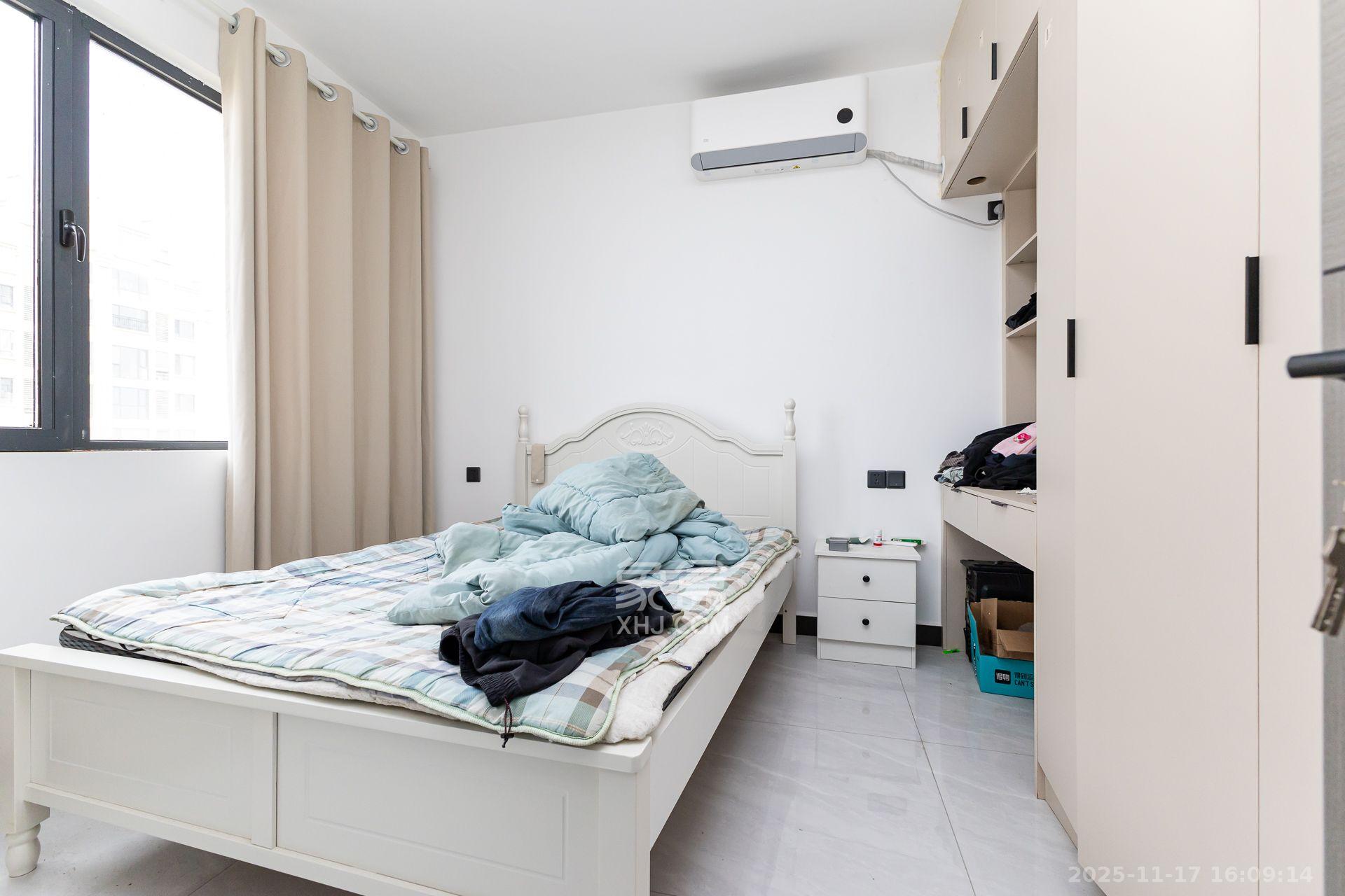 明发阅江悦府 4室2厅2卫 2800.0元/月 明发阅江悦府 4室2厅2卫 2800.0元/月室内图