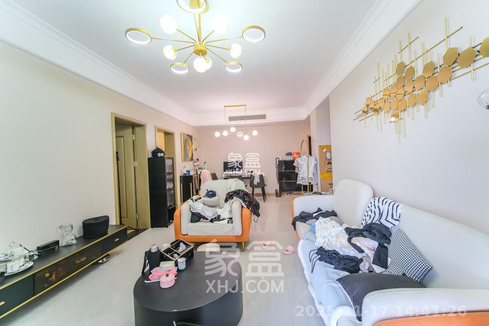 运达锦绣广场  3室2厅2卫    3000.0元/月