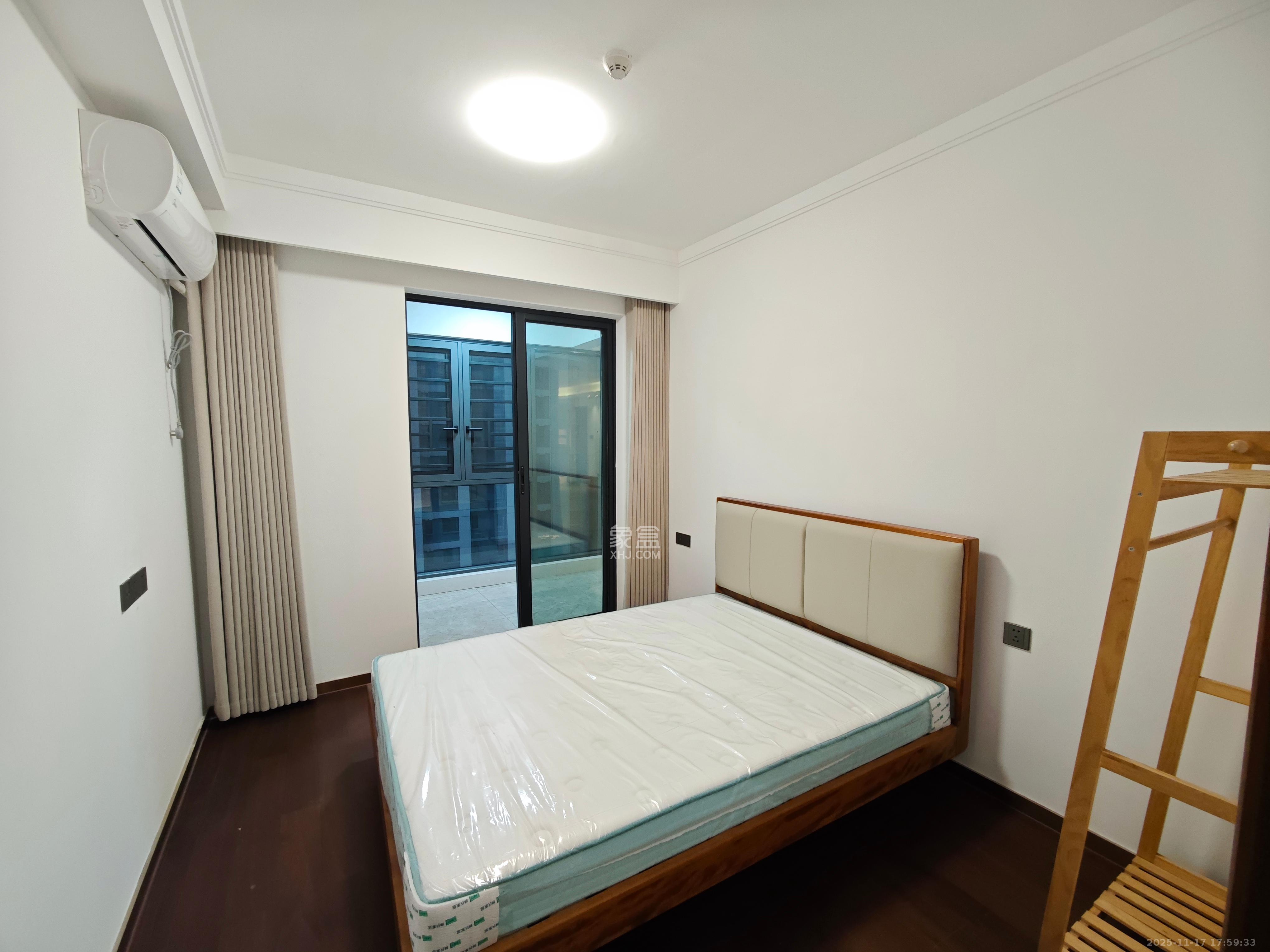 梅溪悦章  4室2厅2卫    4300.0元/月室内图