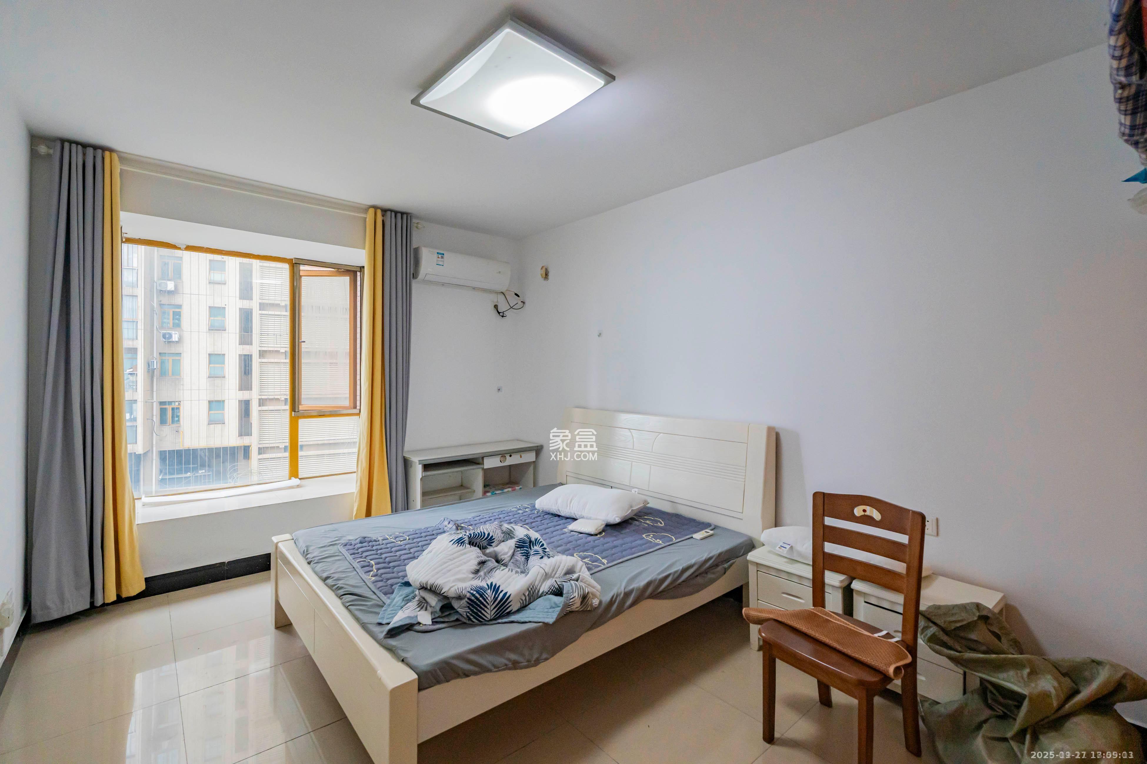 天健芙蓉盛世一期  2室1厅1卫    2800.0元/月室内图