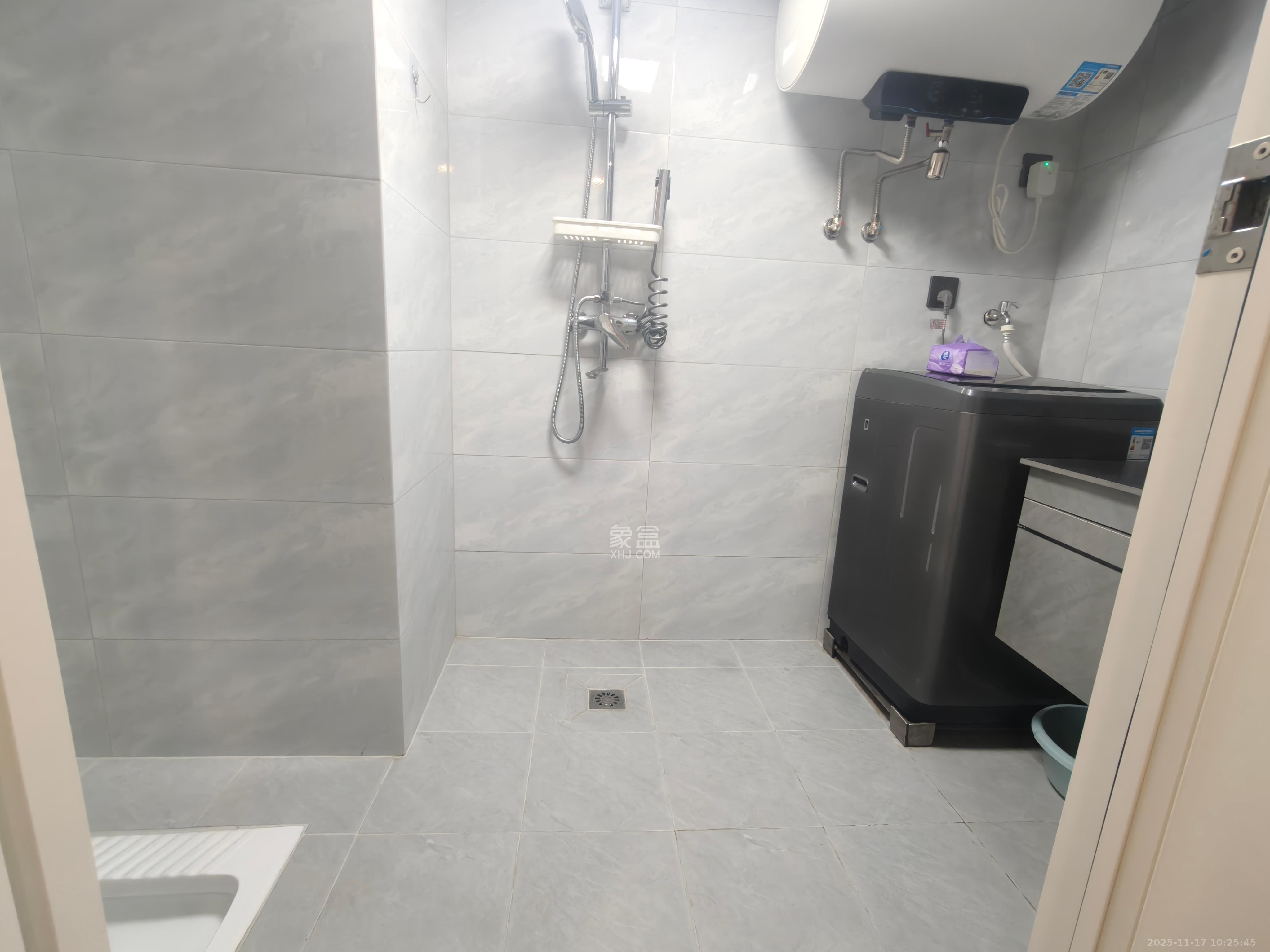 中交广场公寓  2室1厅1卫    2000.0元/月室内图