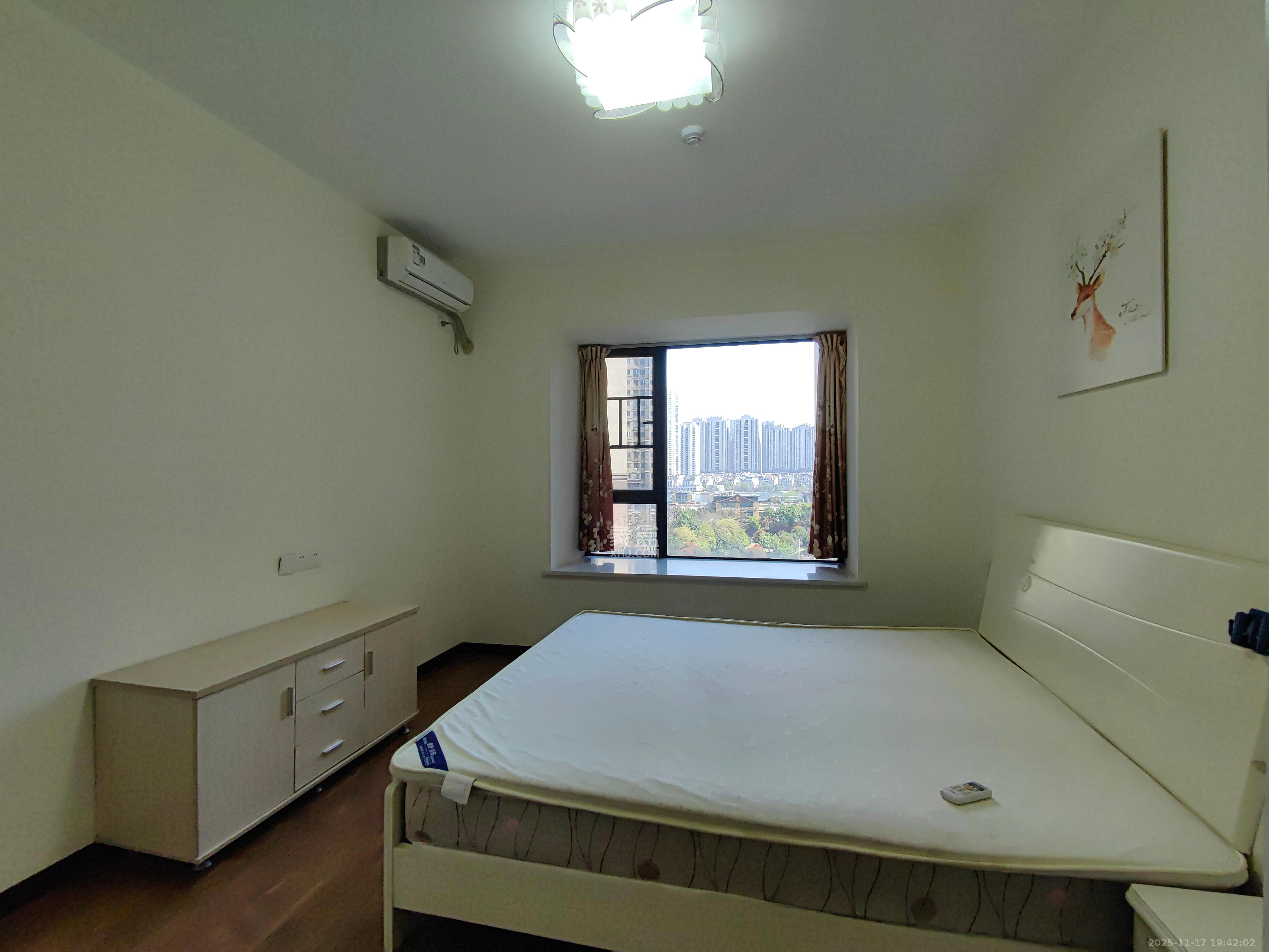 中建梅溪湖中心 4室1厅1卫 3400.0元/月 中建梅溪湖中心 4室1厅1卫 3400.0元/月室内图