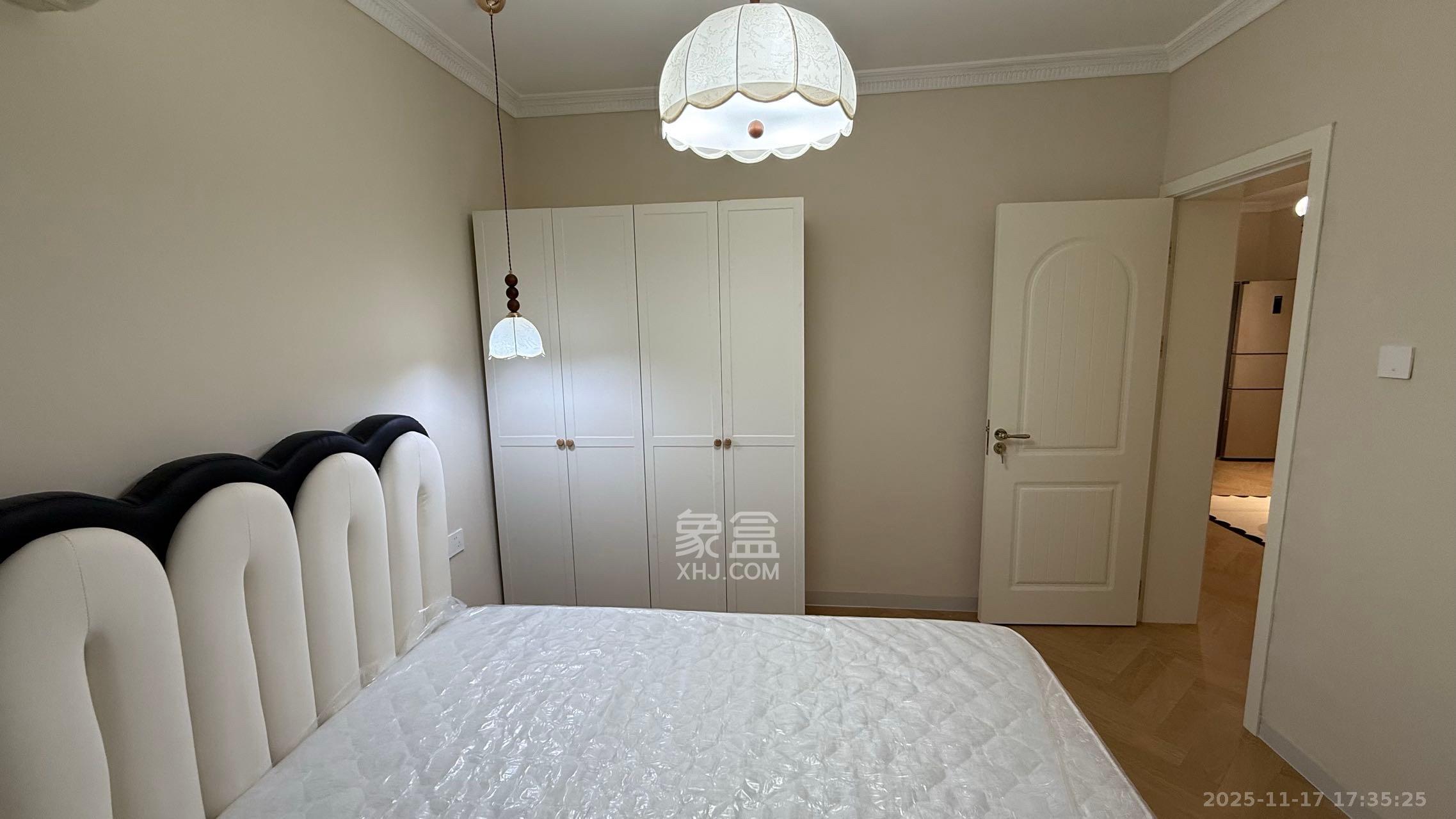 晨兴家园  2室1厅1卫    3200.0元/月室内图