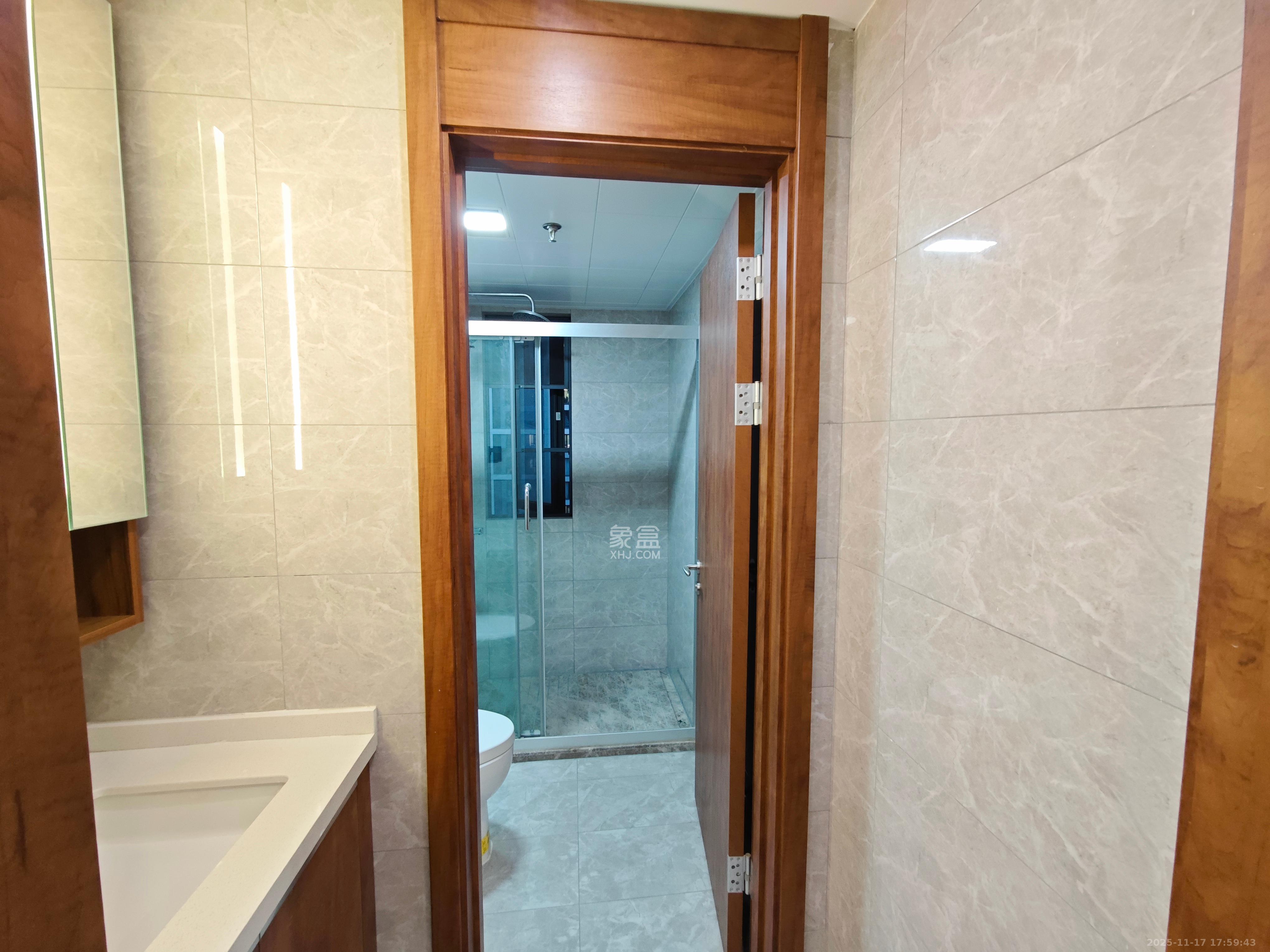 梅溪悦章  4室2厅2卫    4300.0元/月室内图