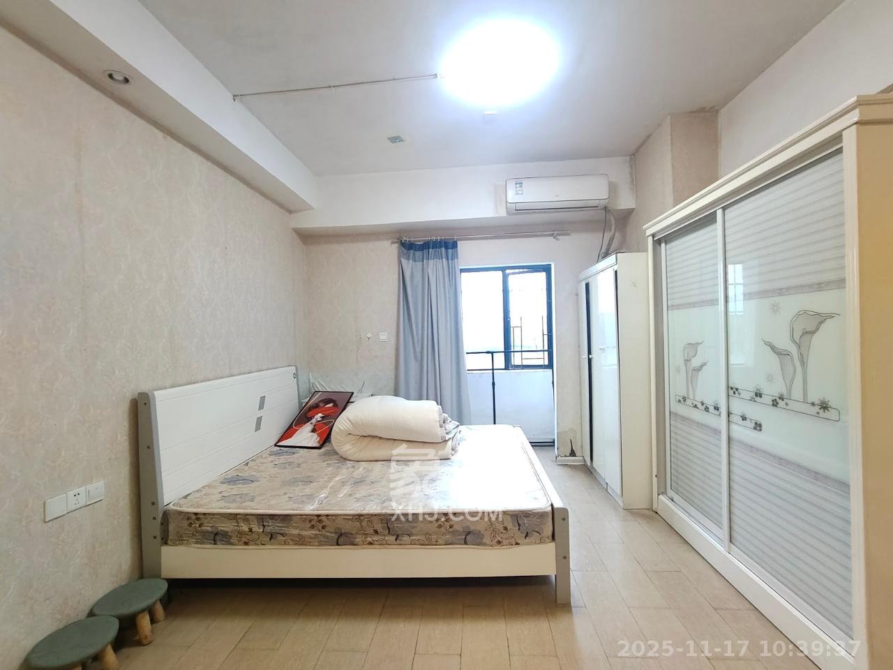 融圣国际  1室1厅1卫    1600.0元/月室内图