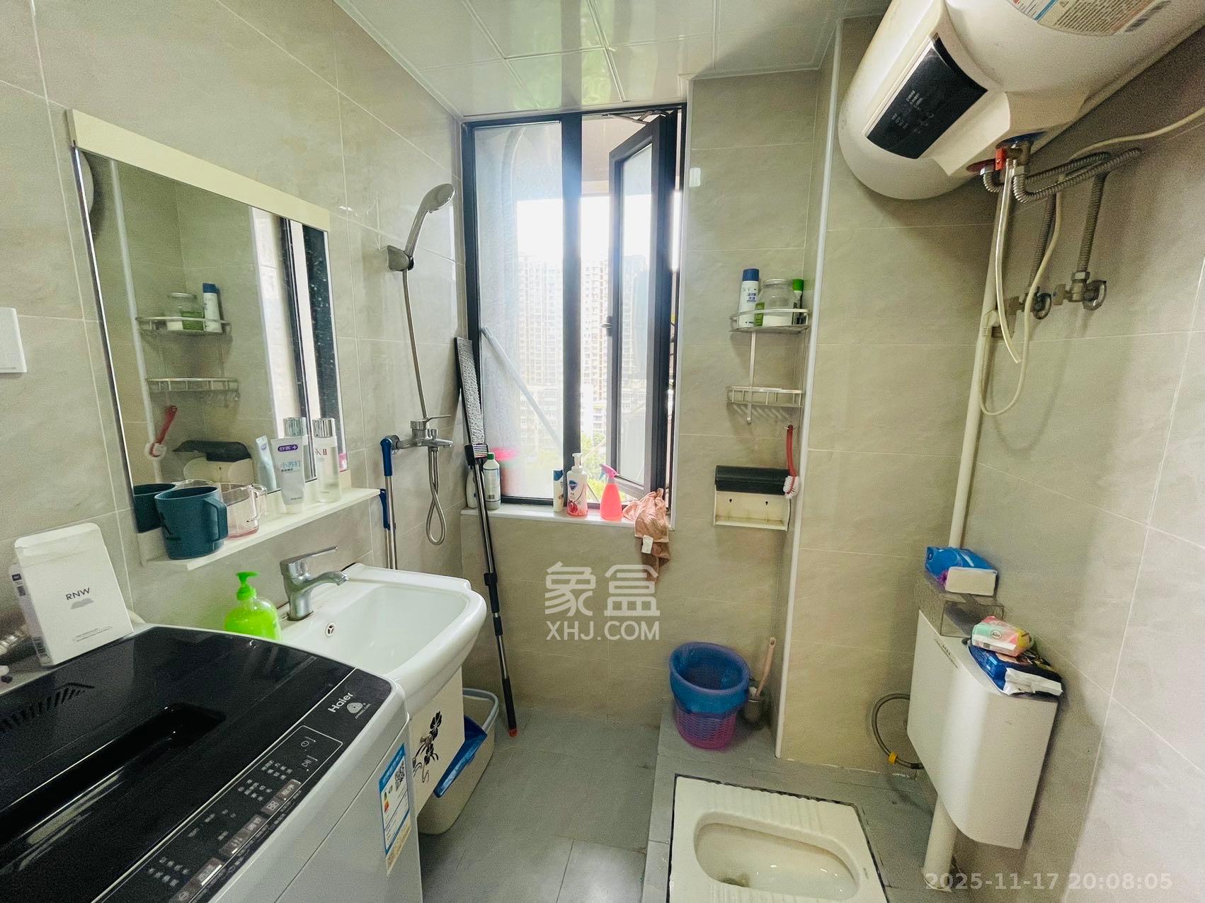 裕天国际商汇中心  1室0厅0卫    1700.0元/月室内图