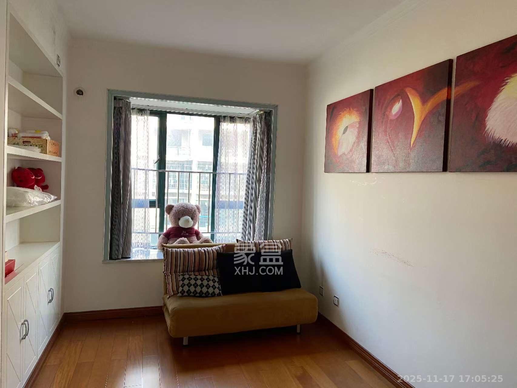 银桂苑  5室2厅2卫    4000.0元/月室内图