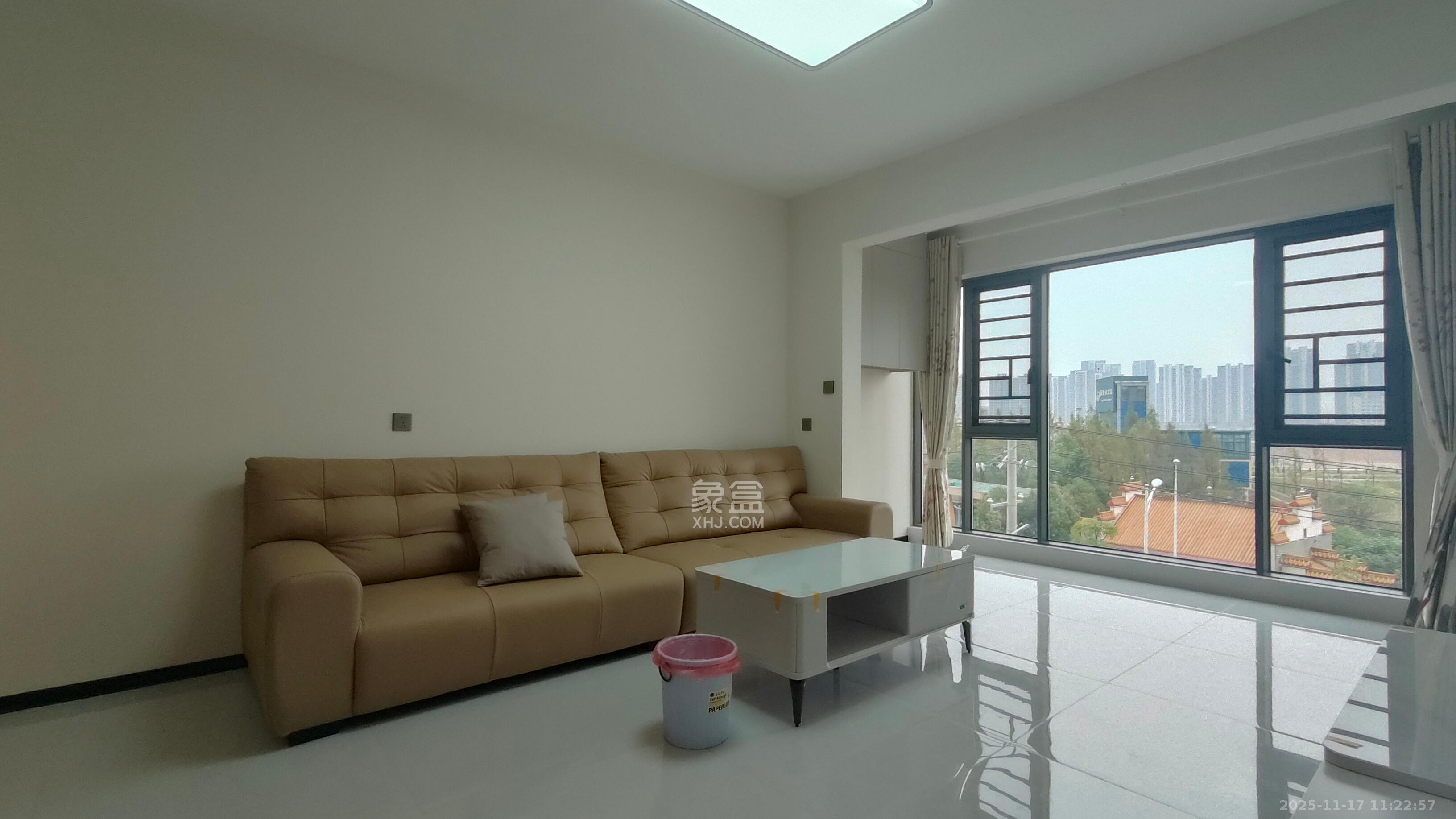 和景家园二期 2室1厅1卫 2000.0元/月 和景家园二期 2室1厅1卫 2000.0元/月室内图