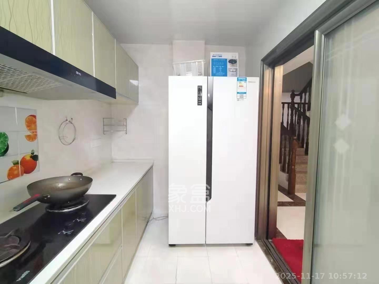 山水英伦  5室2厅4卫    6000.0元/月室内图