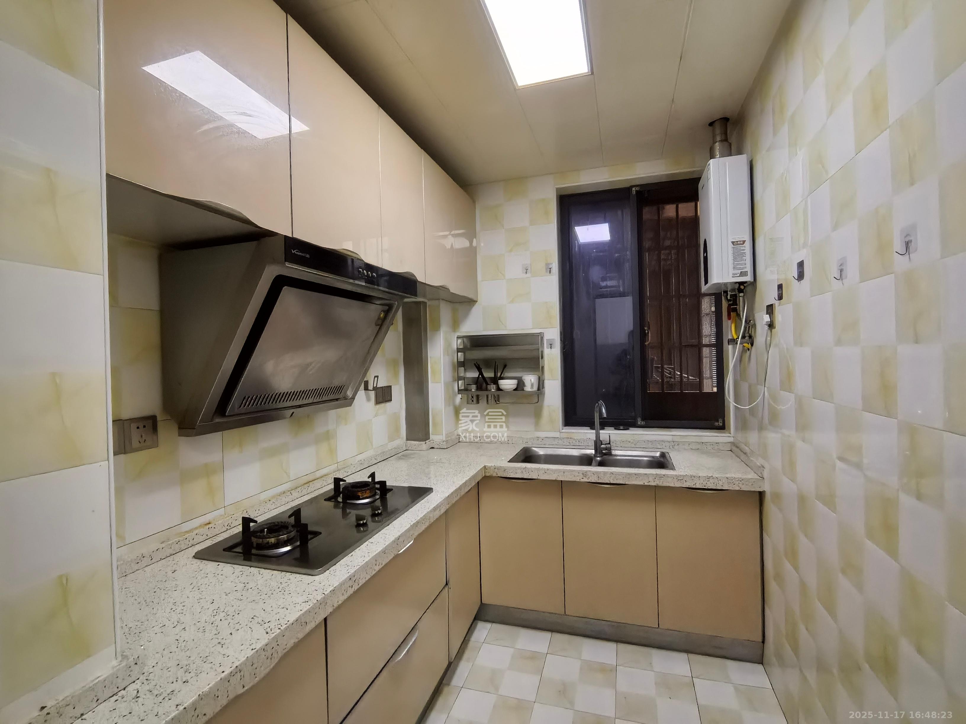 观沙嘉园  2室2厅1卫    2200.0元/月室内图