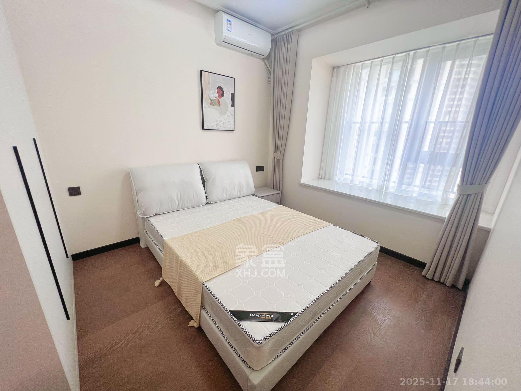 卓越中寰  4室2厅2卫    5800.0元/月室内图